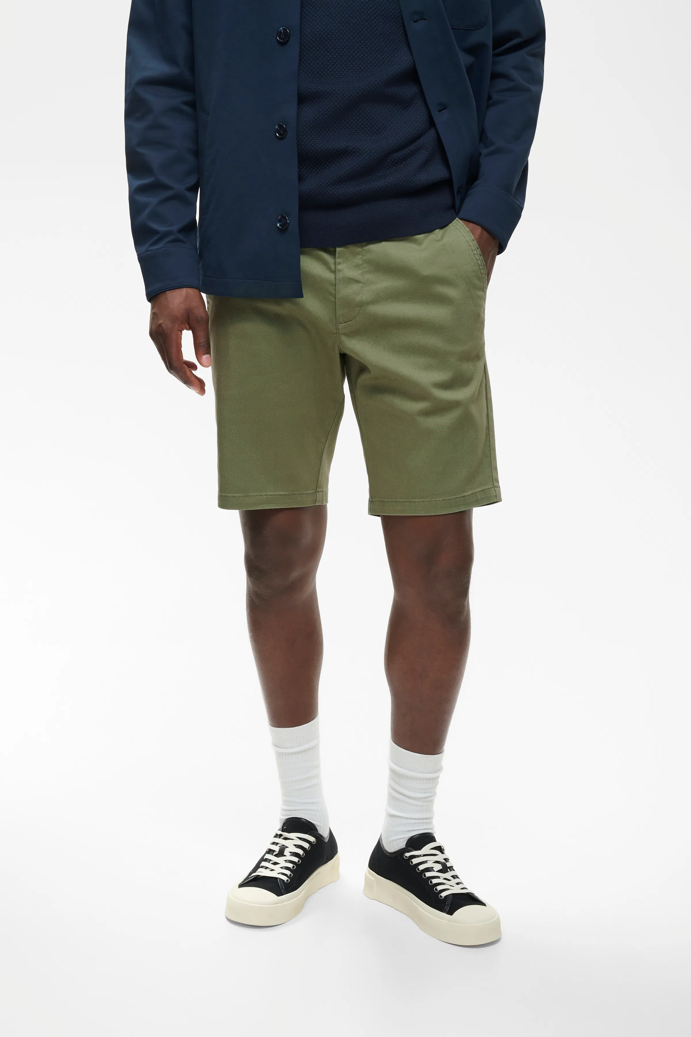 MAthomas Shorts LOOKBOOK FRONT 30207368-176212