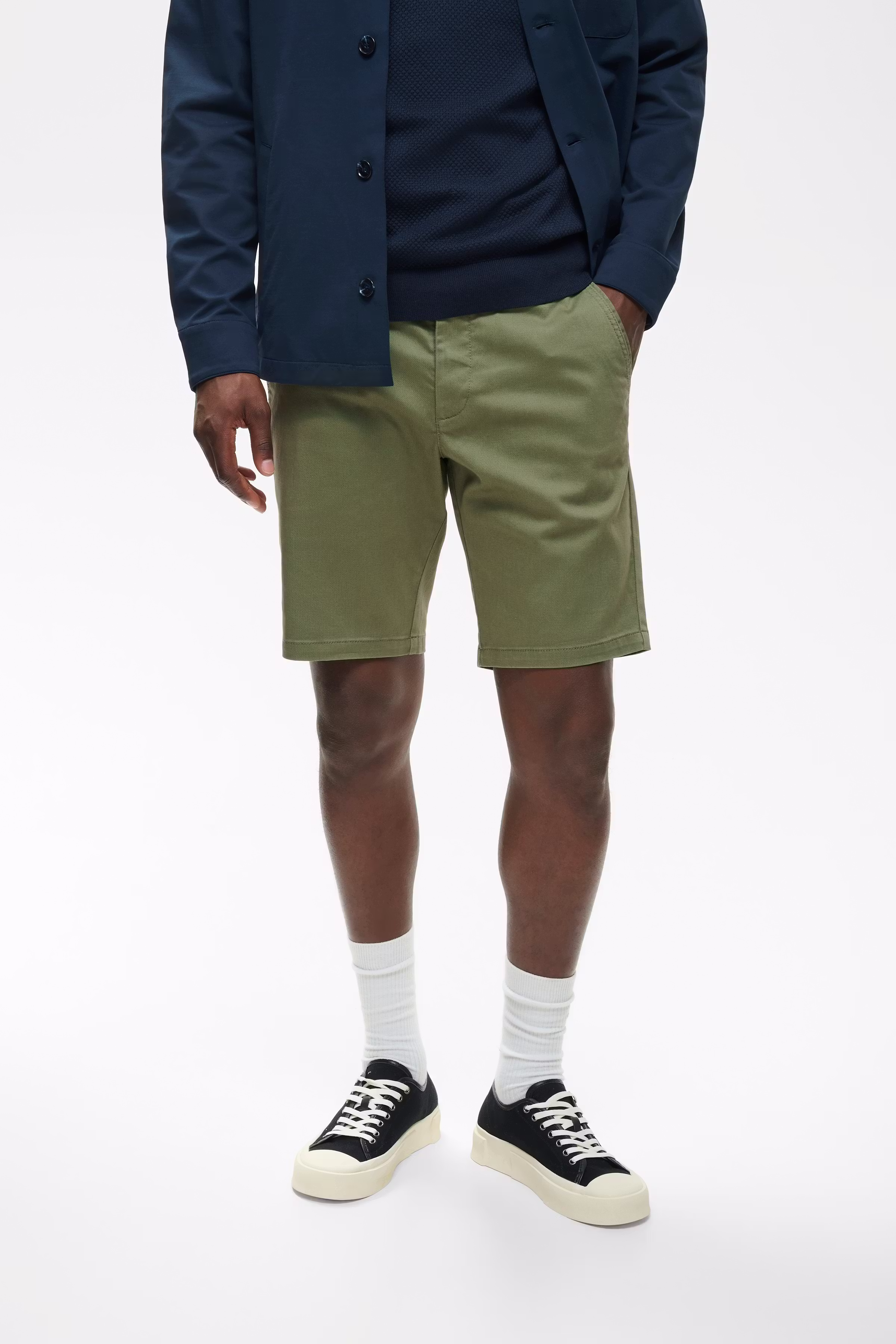 MAthomas Shorts LOOKBOOK FRONT 30207368-176212
