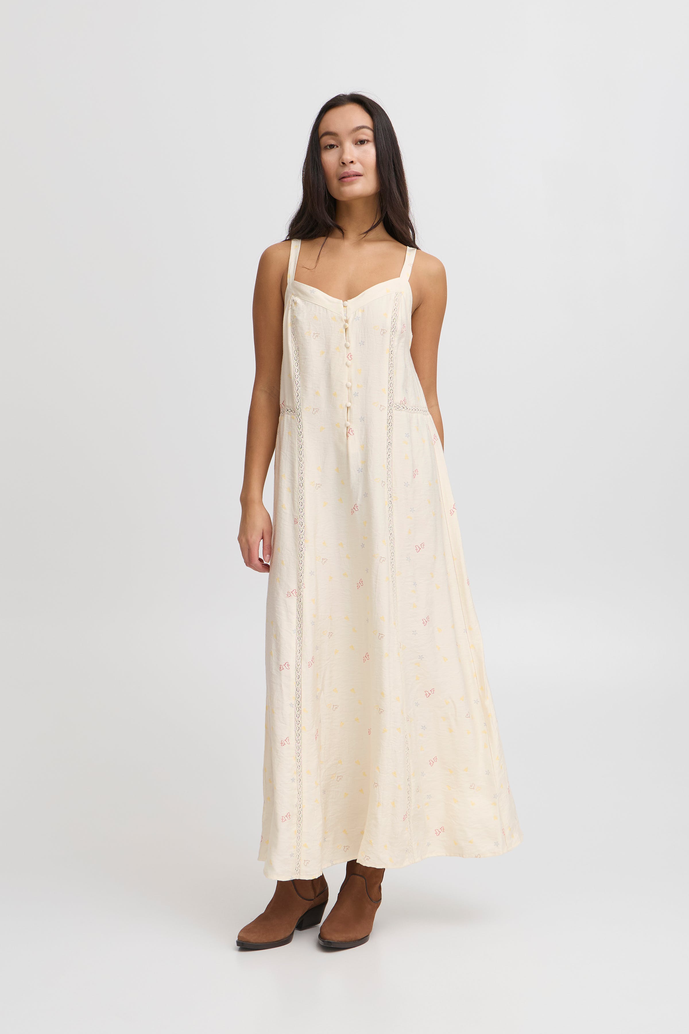 IRZONNA Kleid LOOKBOOK FRONT 20123010-130905