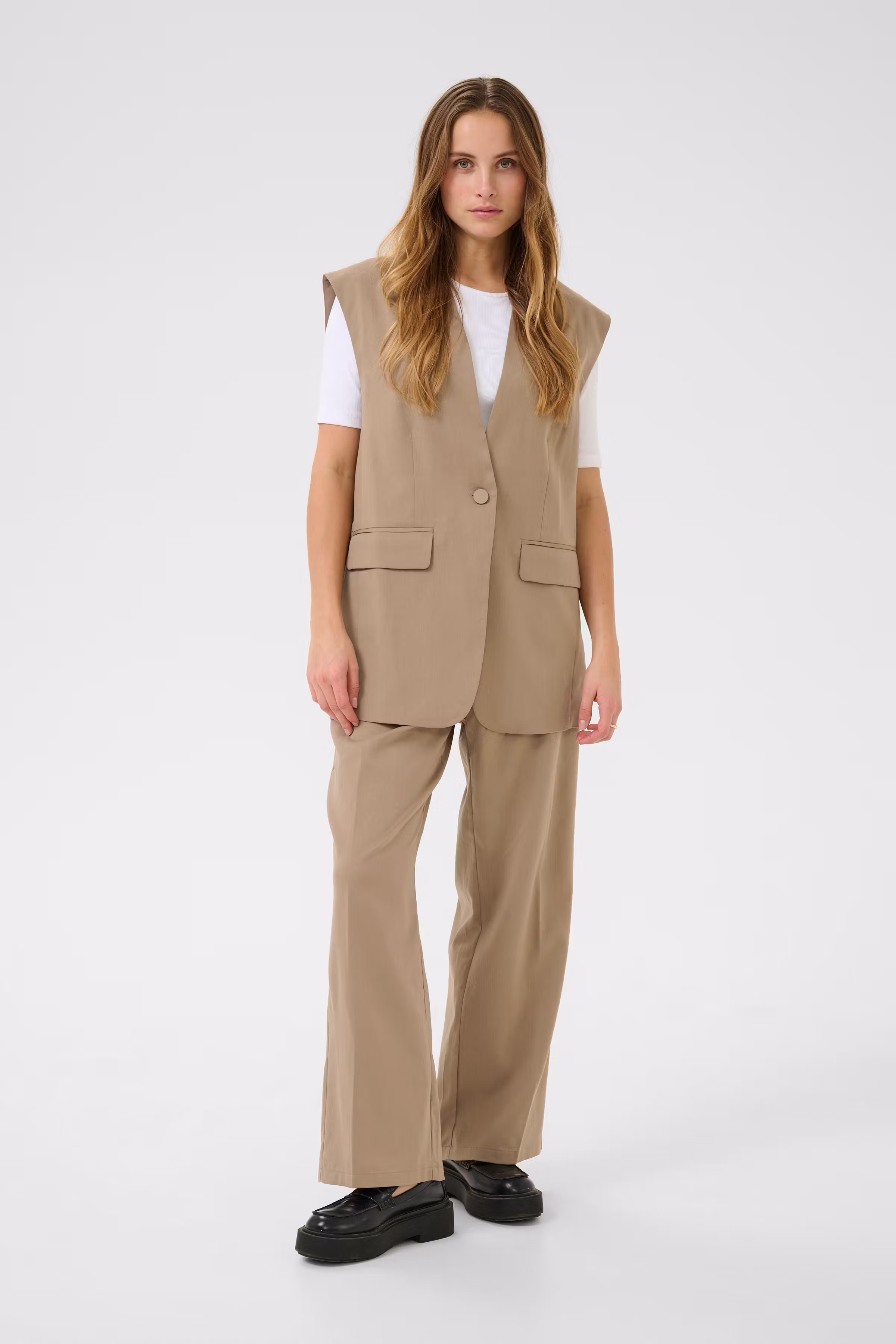 BPamalie VÃ¤st LOOKBOOK FRONT 10590815-171312B