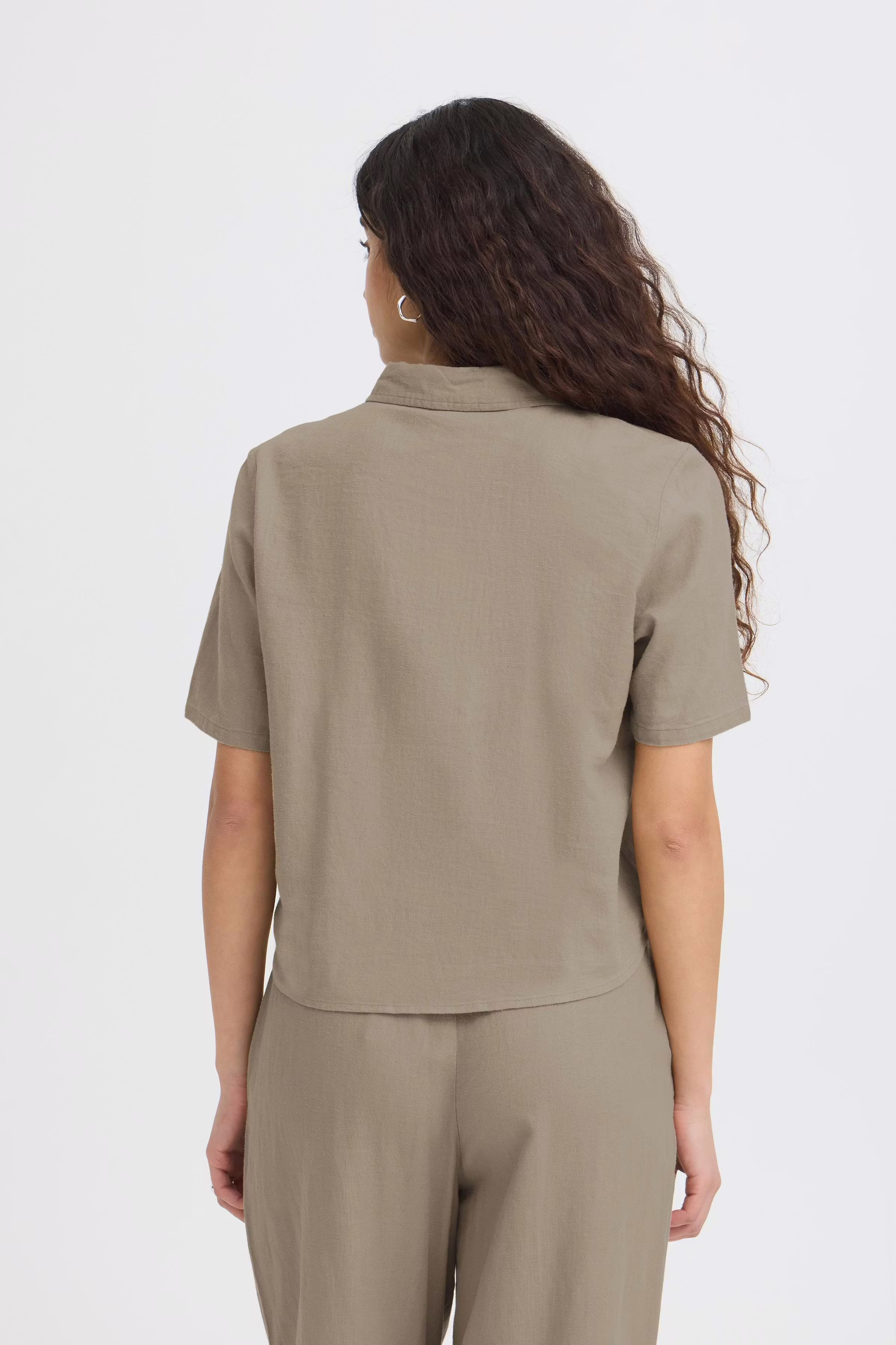 Kortermet skjorte LOOKBOOK BACK 20122921-171310