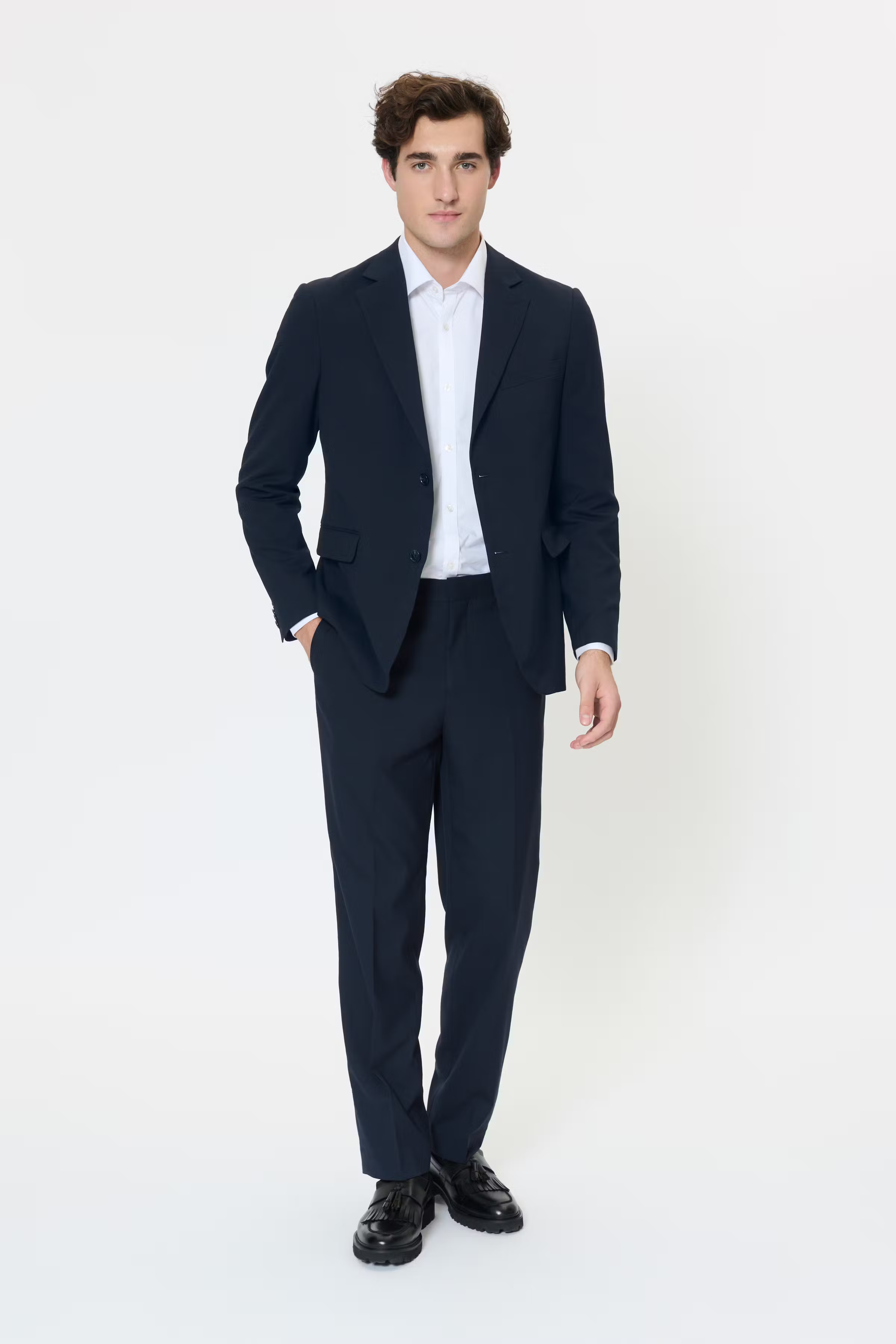 MAcharles Blazer LOOKBOOK FRONT 30208978-194011