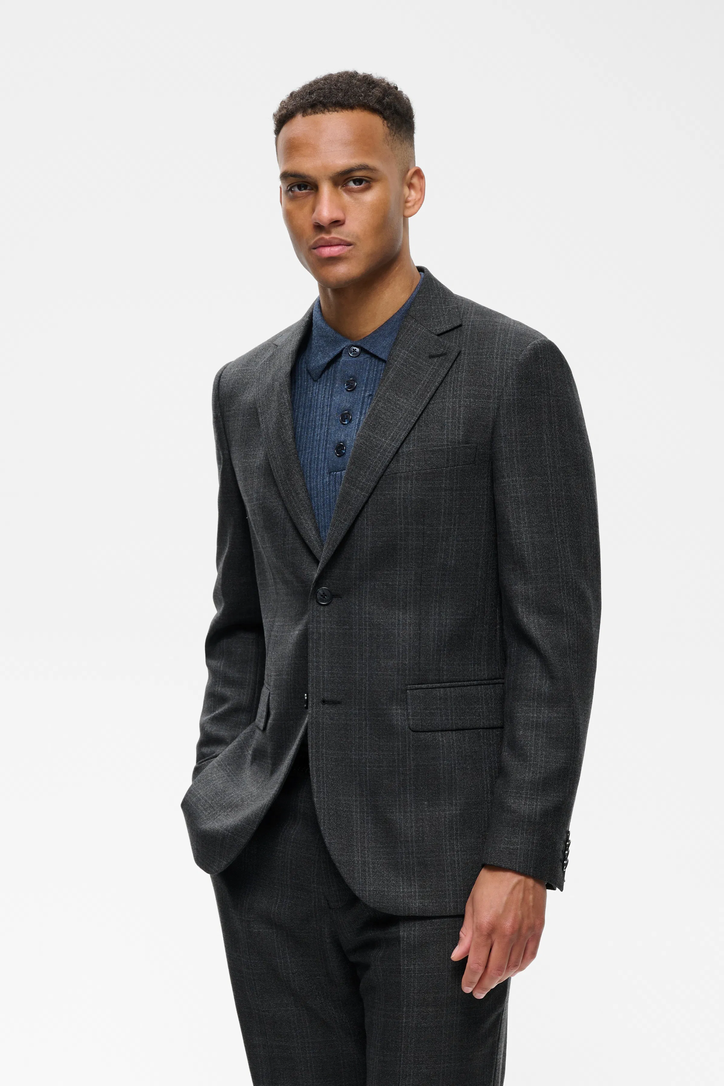 MAcharles Blazer LOOKBOOK FRONT 30209296-300270