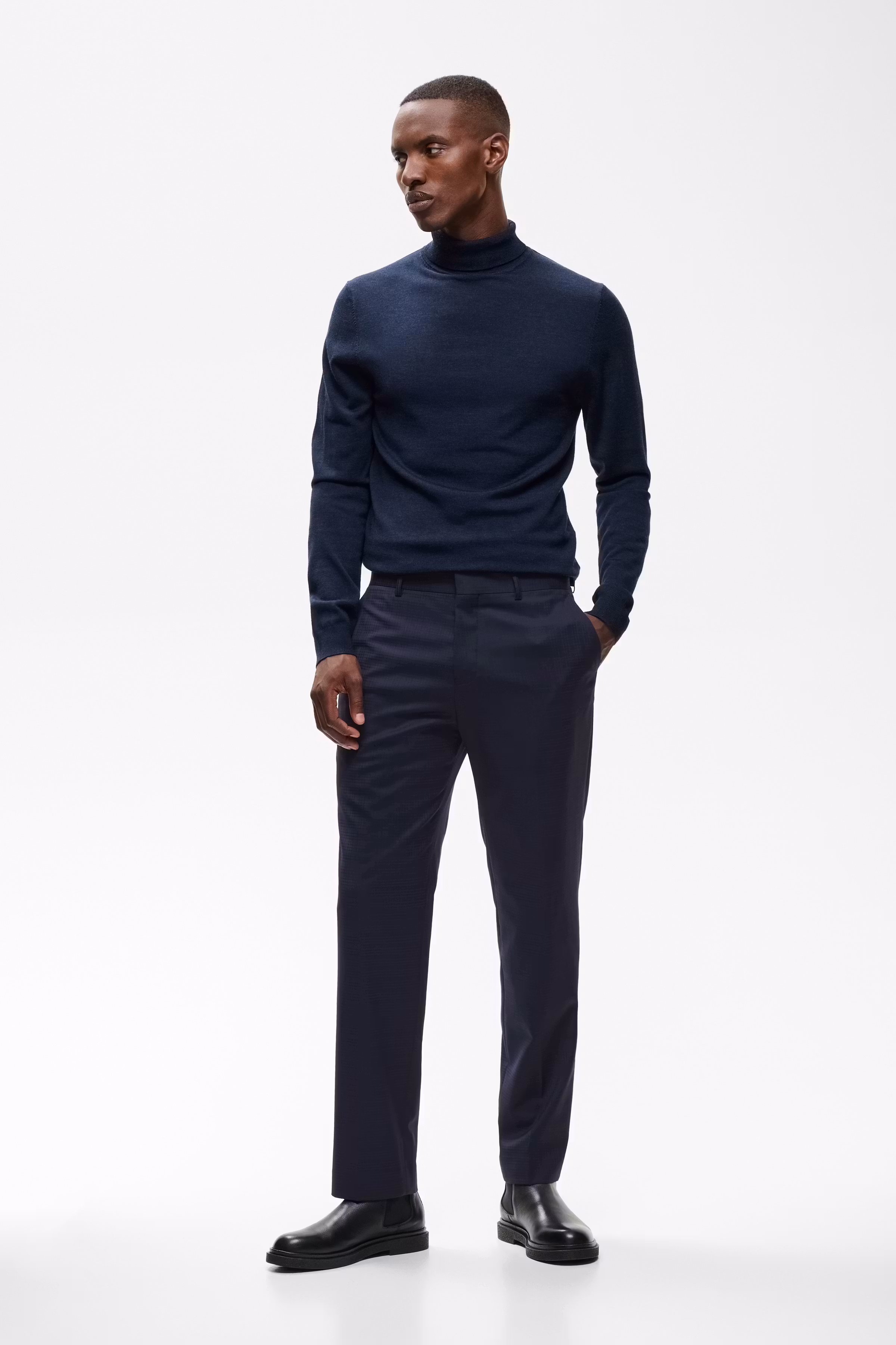 MAwesley Bukser LOOKBOOK FRONT 30209305-194011