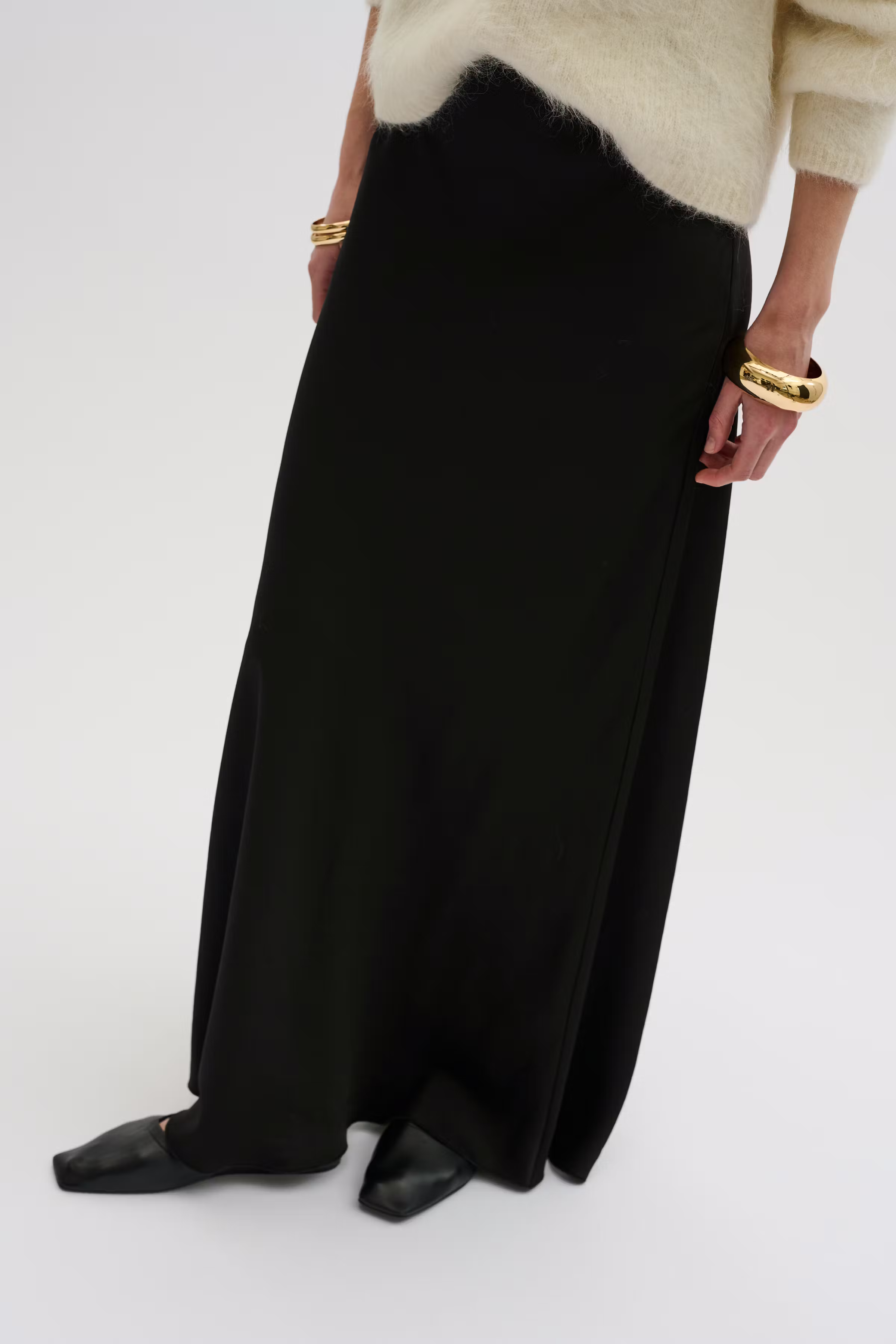 KBThorun Kjol LOOKBOOK FRONT 10105301-194008