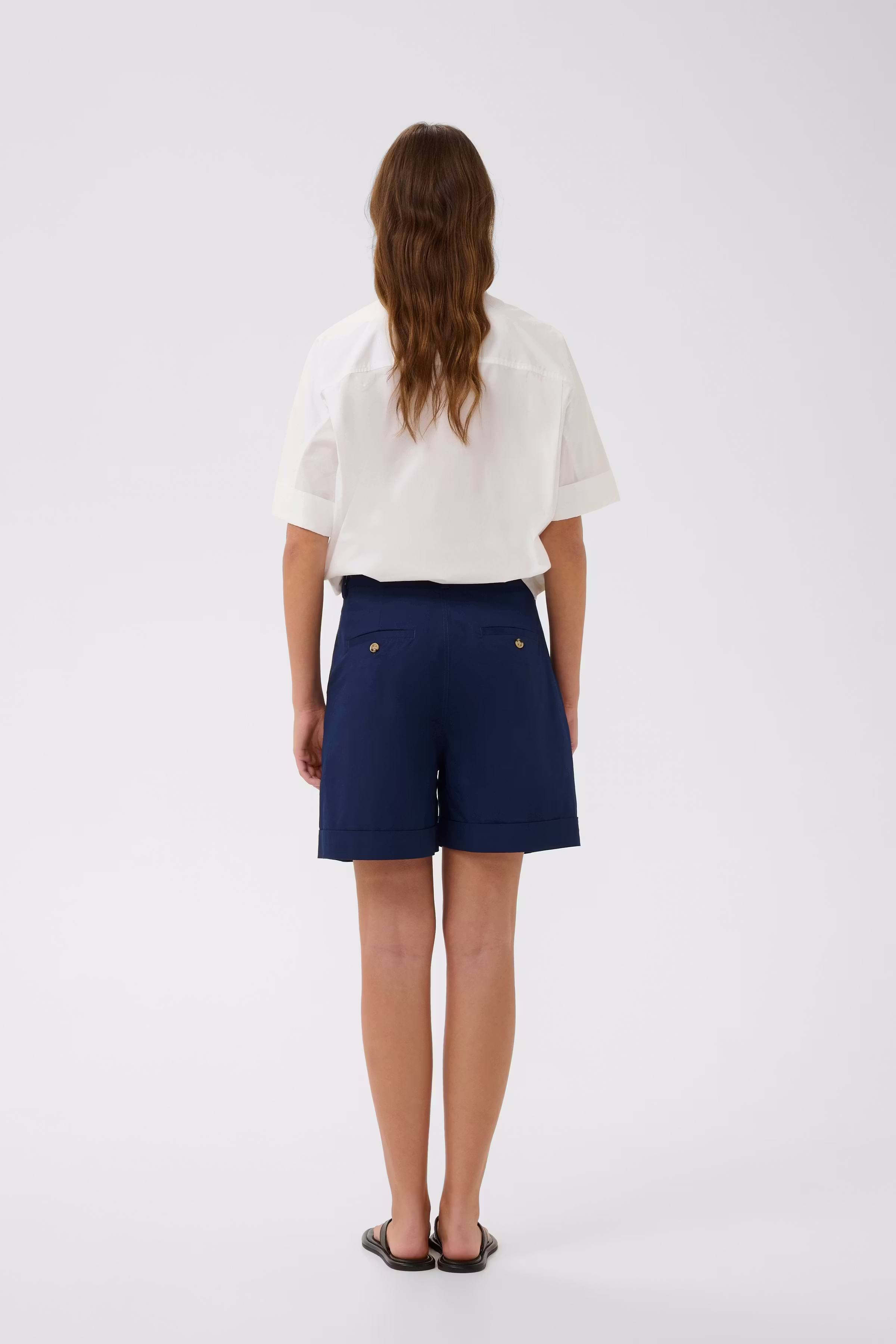 ELVIA Shorts LOOKBOOK BACK 30112529-193831