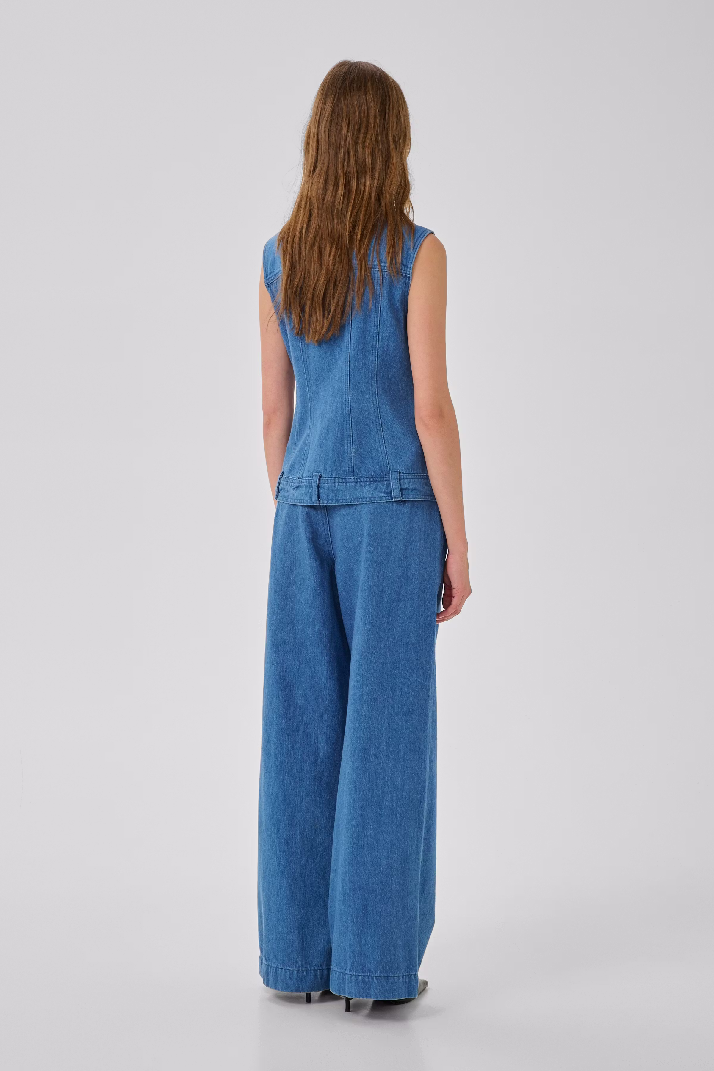 MWSaka Väst LOOKBOOK BACK 10705442-109358