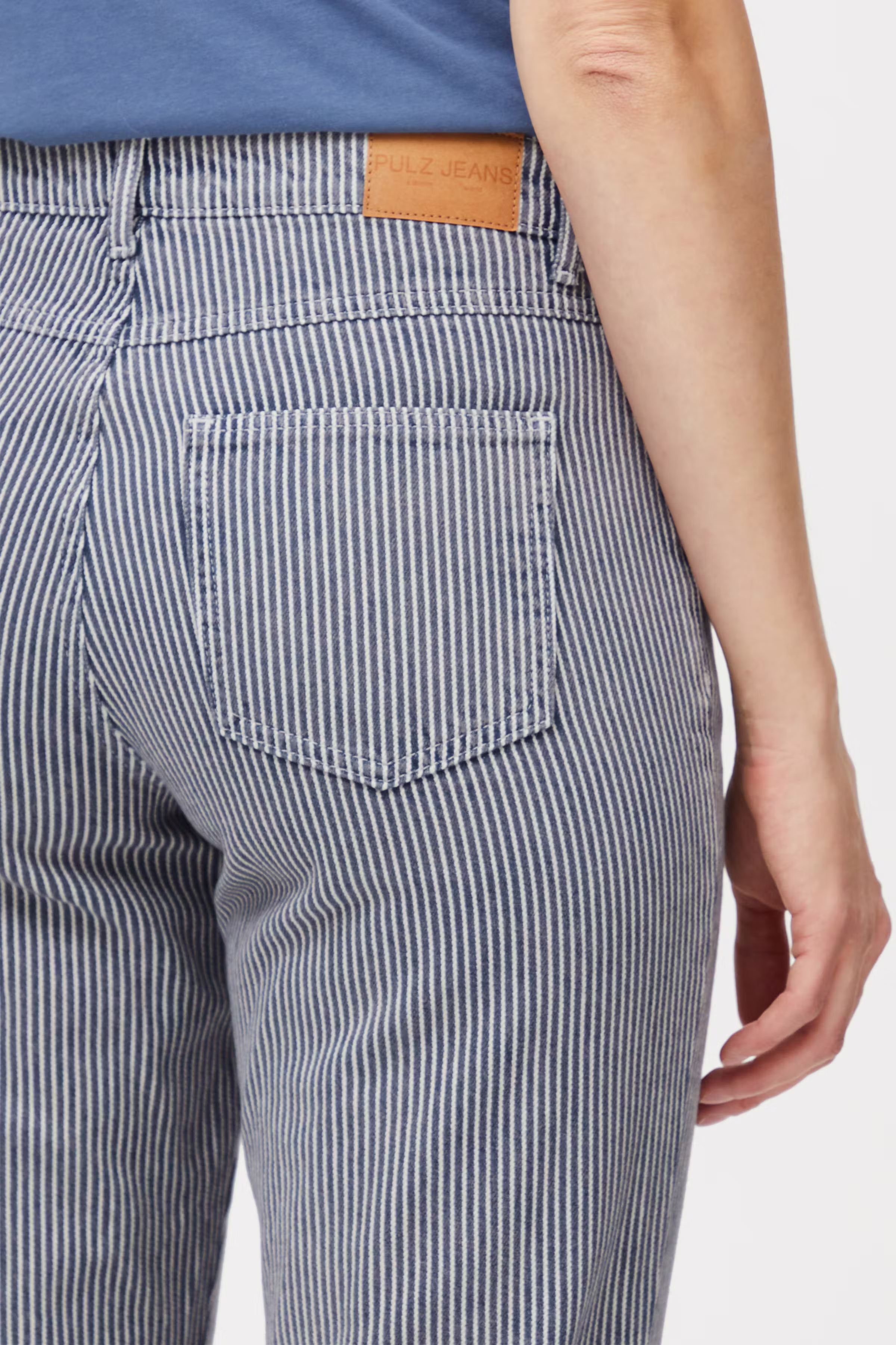 PZBARNETTA Straight Leg Hose LOOKBOOK DETAIL 50207952-202941