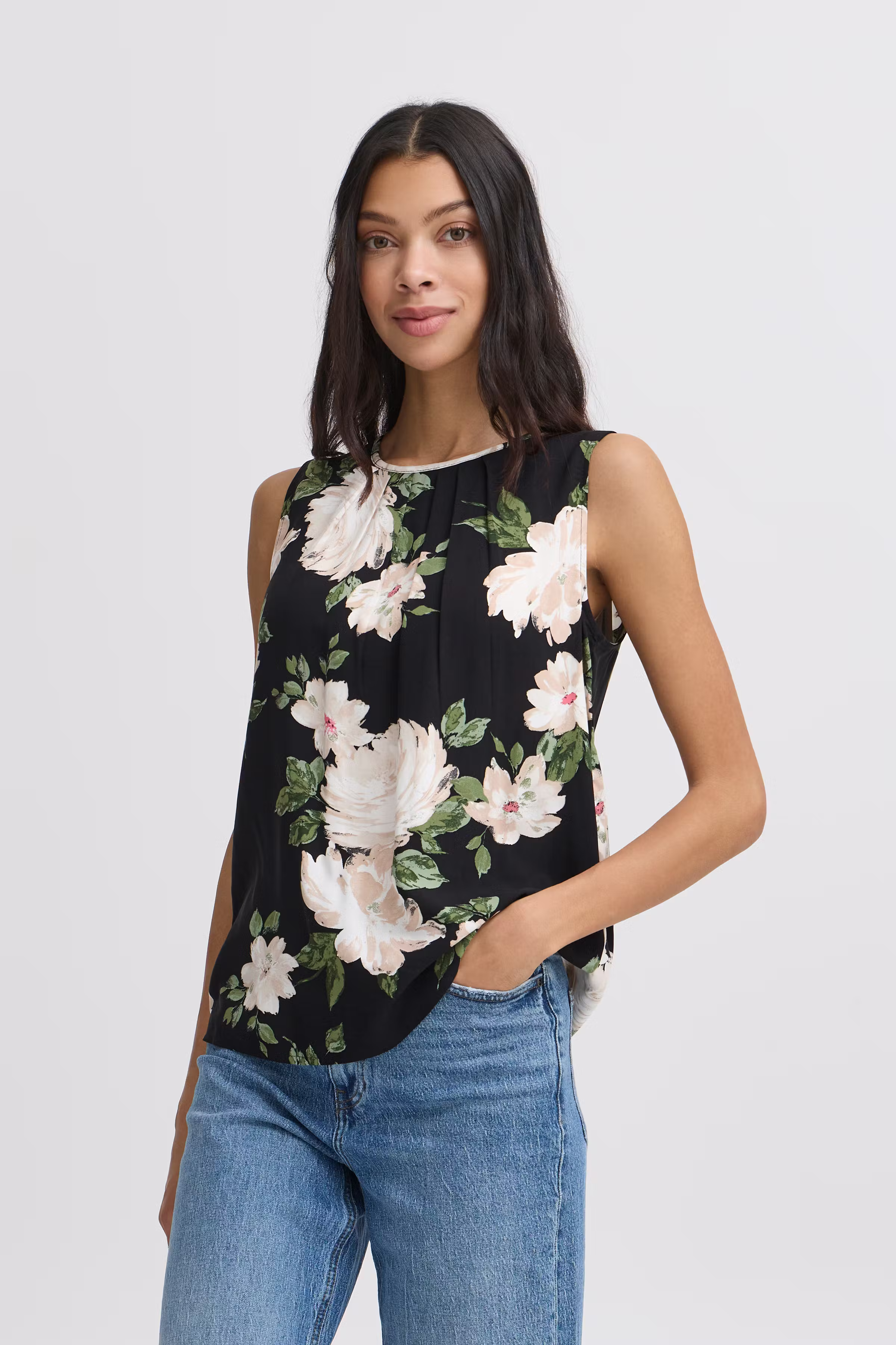 BYMMJOELLA Top LOOKBOOK FRONT 20811225-204595