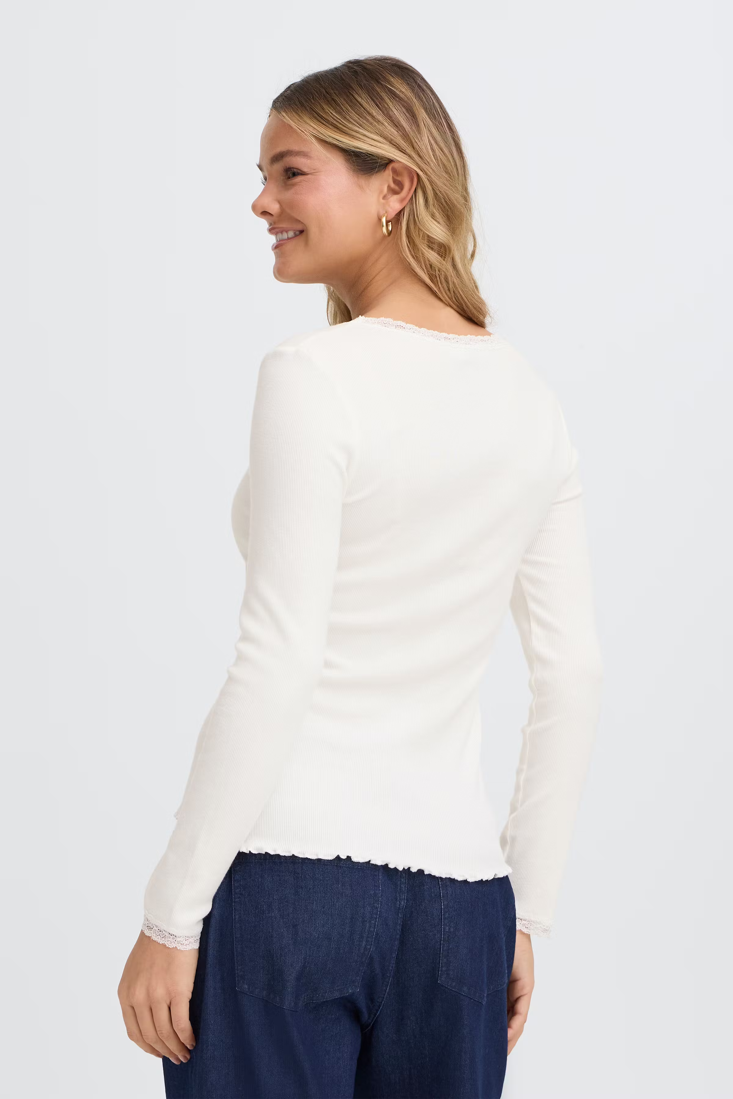 FRHIZAMOND T-shirt LOOKBOOK BACK 20617415-60010