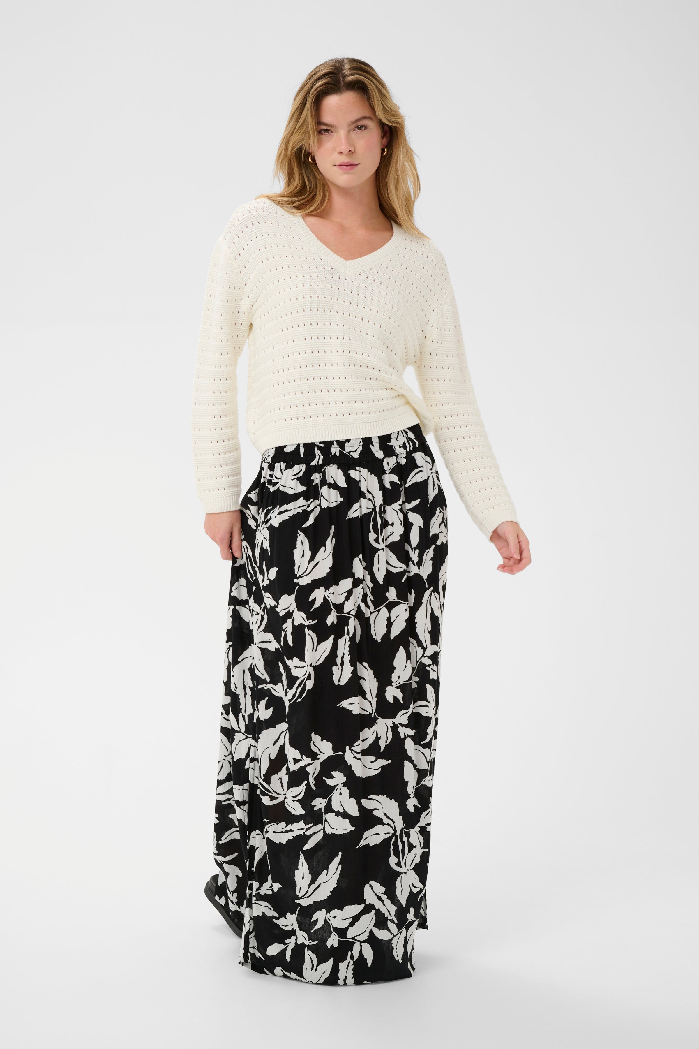 KAedita Skjørt LOOKBOOK FRONT 10509813-109244