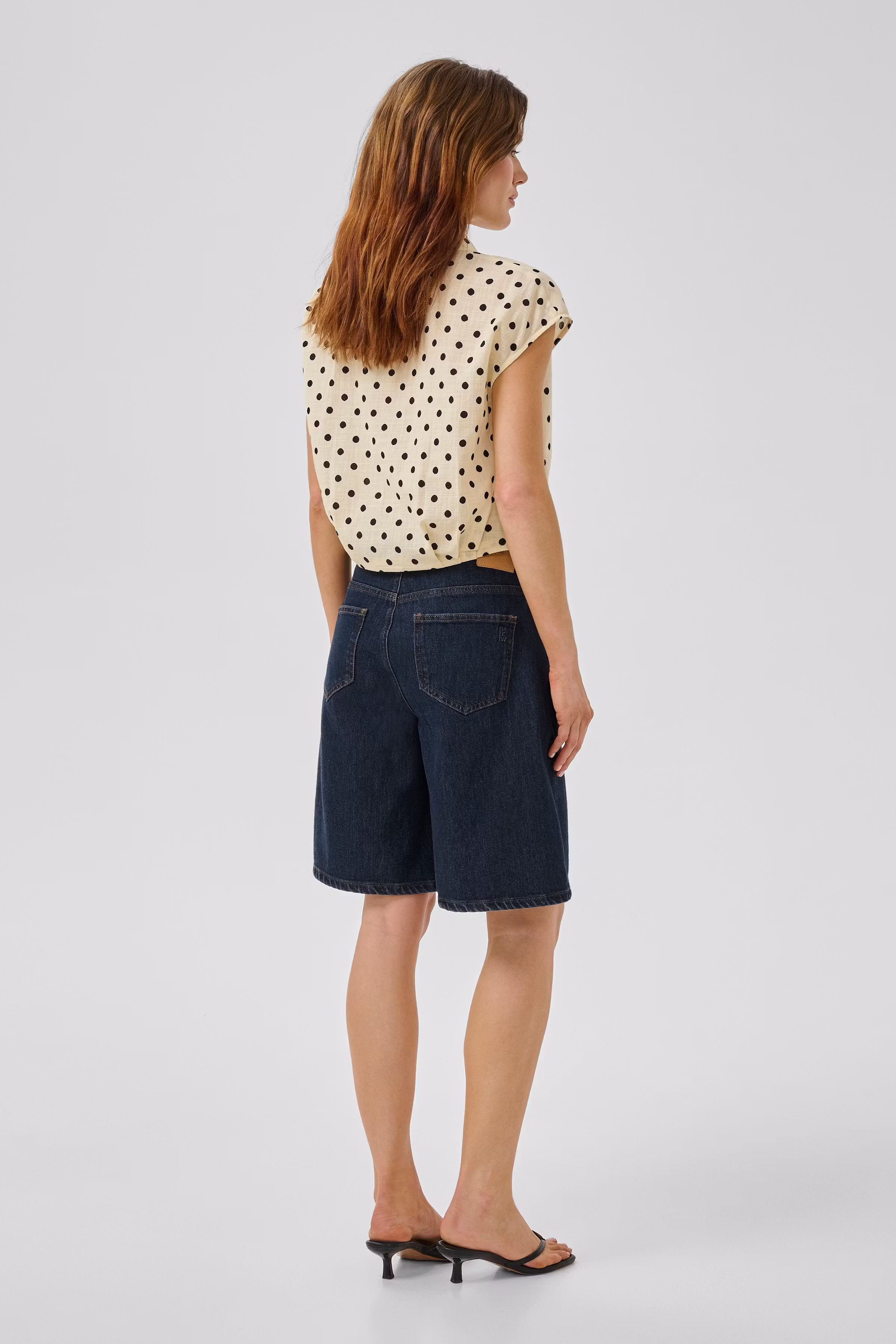 MWZita Denimshorts LOOKBOOK BACK 10705565-100067