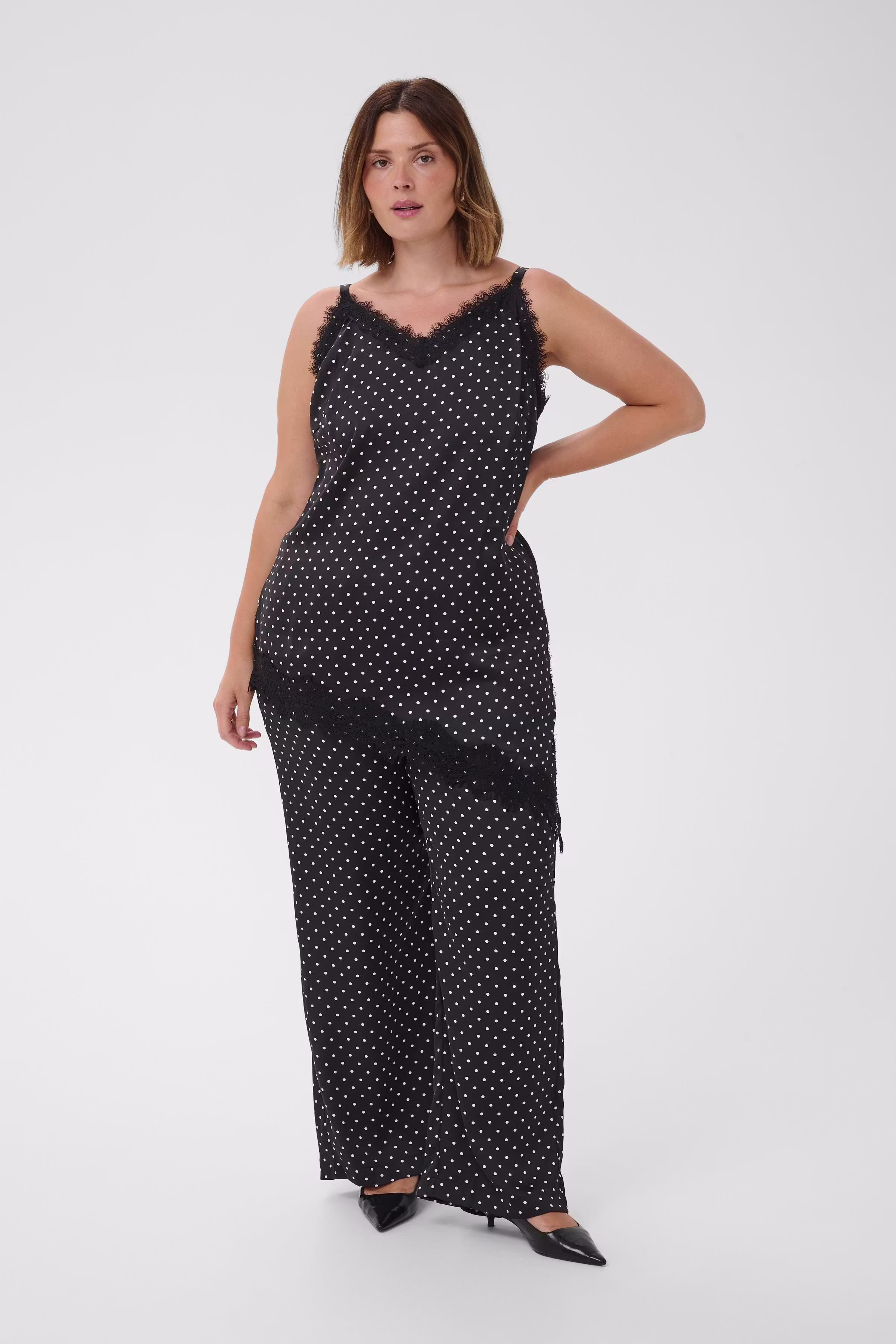 KCmissu Bukser LOOKBOOK FRONT 10584367-109793