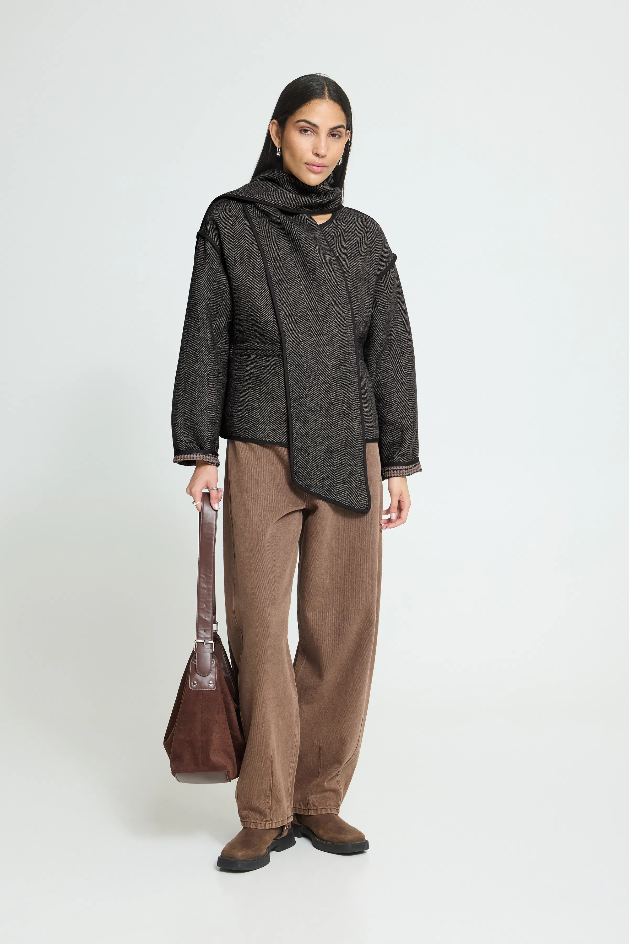 IHFRAVA Oberbekleidung LOOKBOOK FRONT 20126701-900012642
