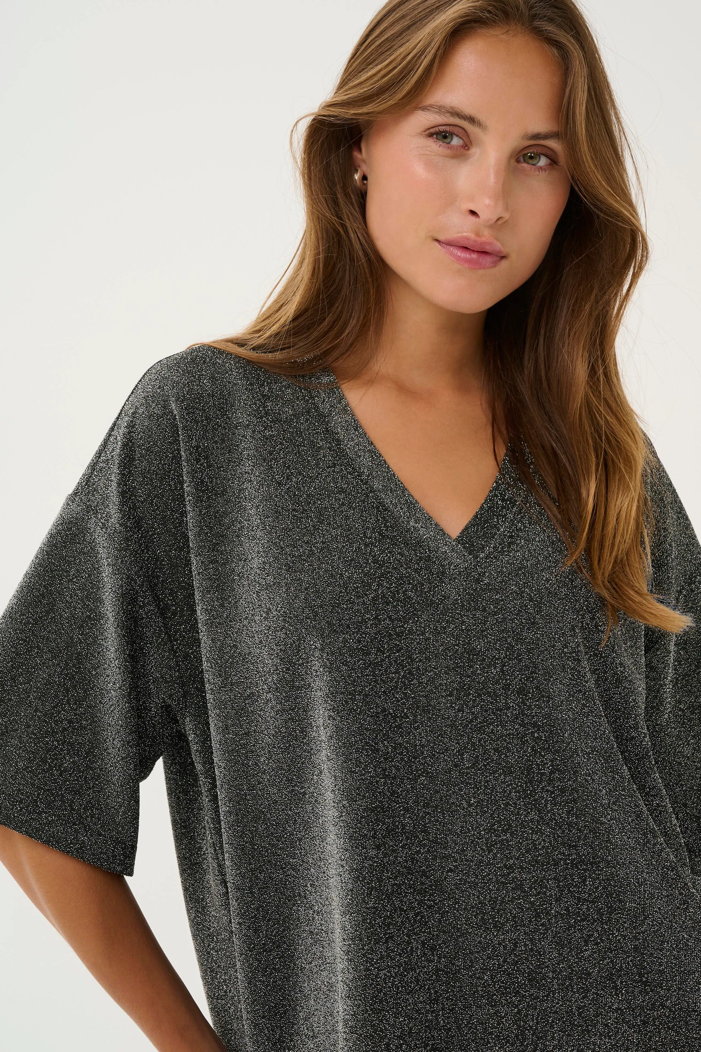 KArita T-shirt LOOKBOOK DETAIL 10510917-108581