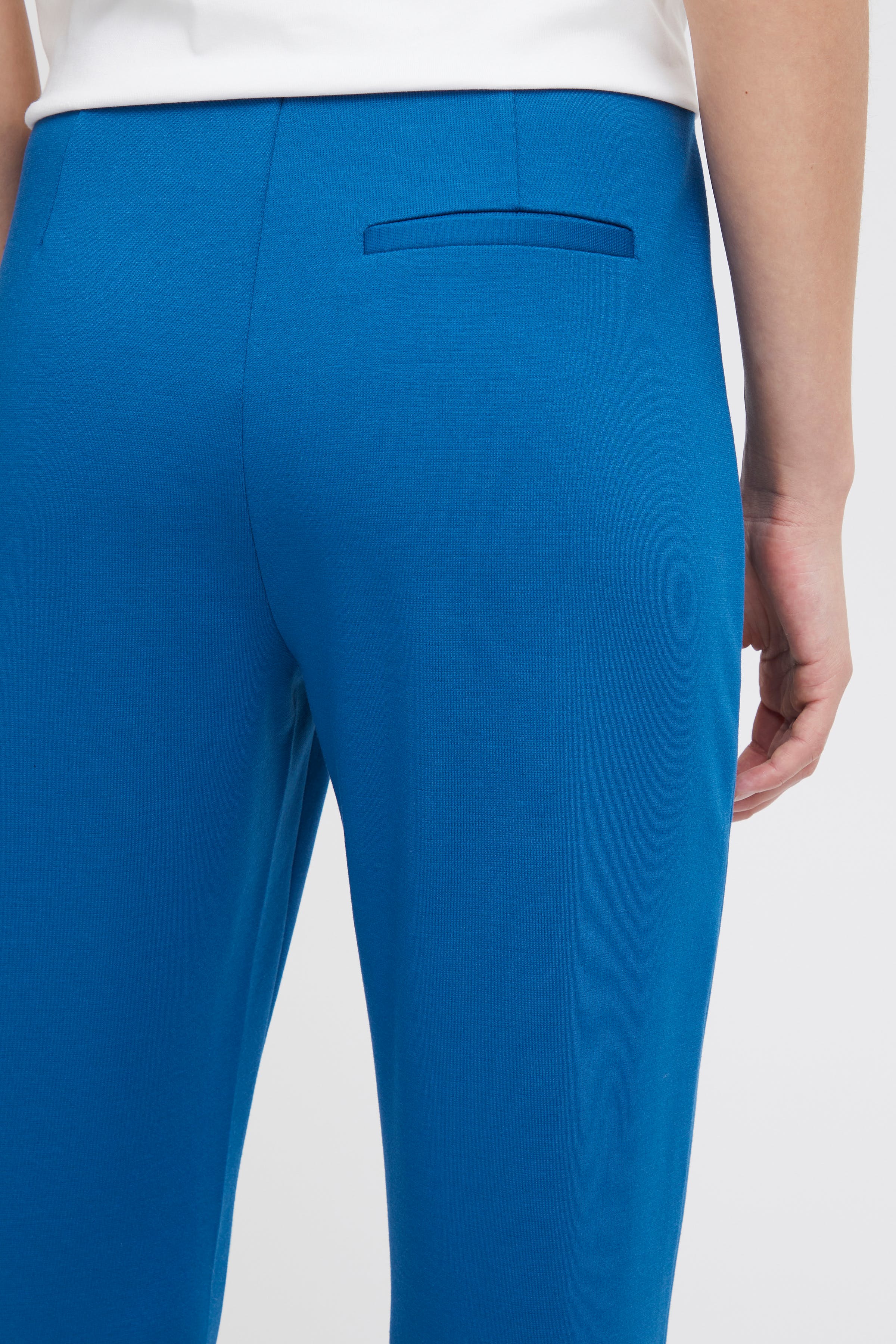 IHKATE Trousers LOOKBOOK DETAIL 20119418-194057