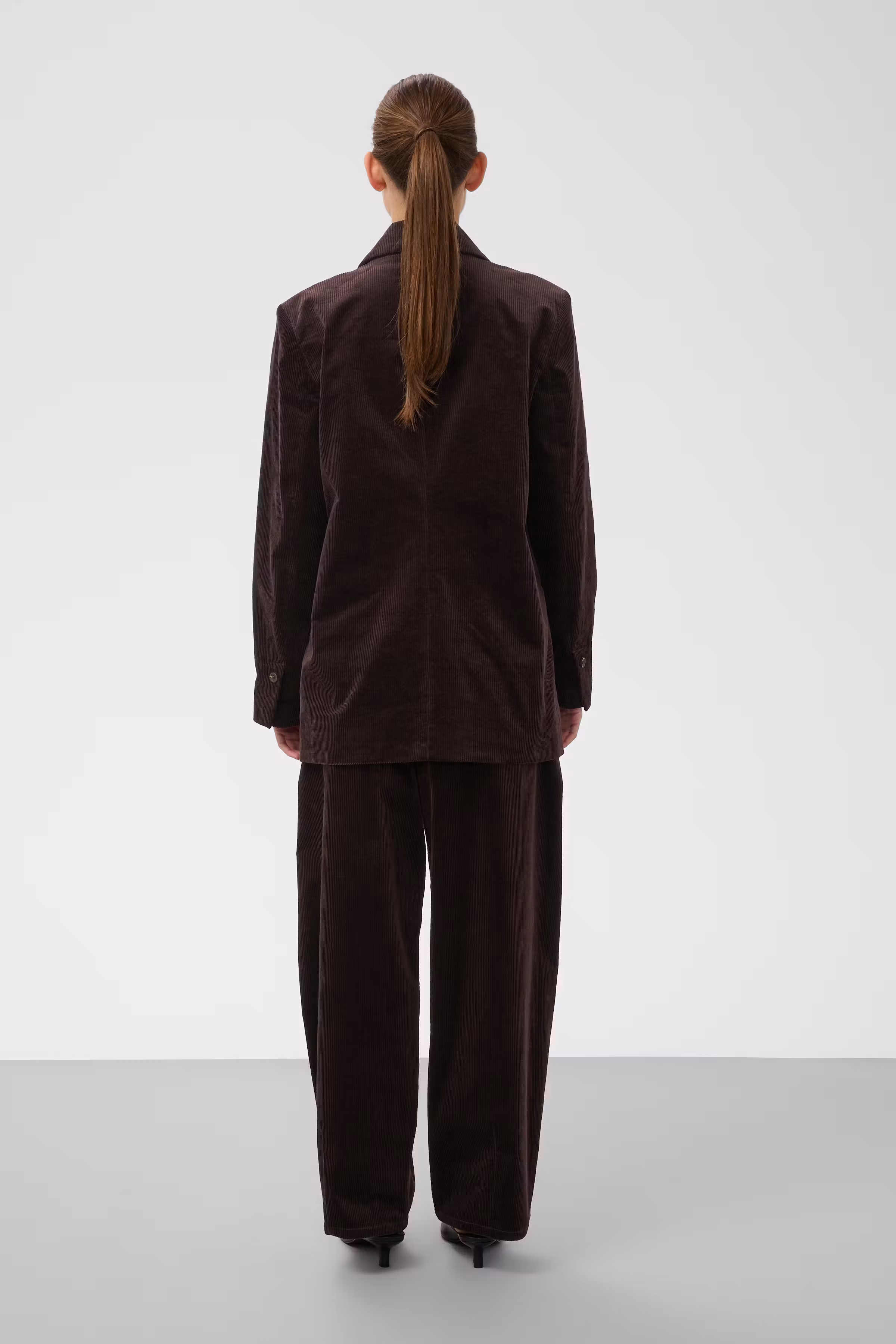 SLKamet Blazer LOOKBOOK BACK 30409511-191018