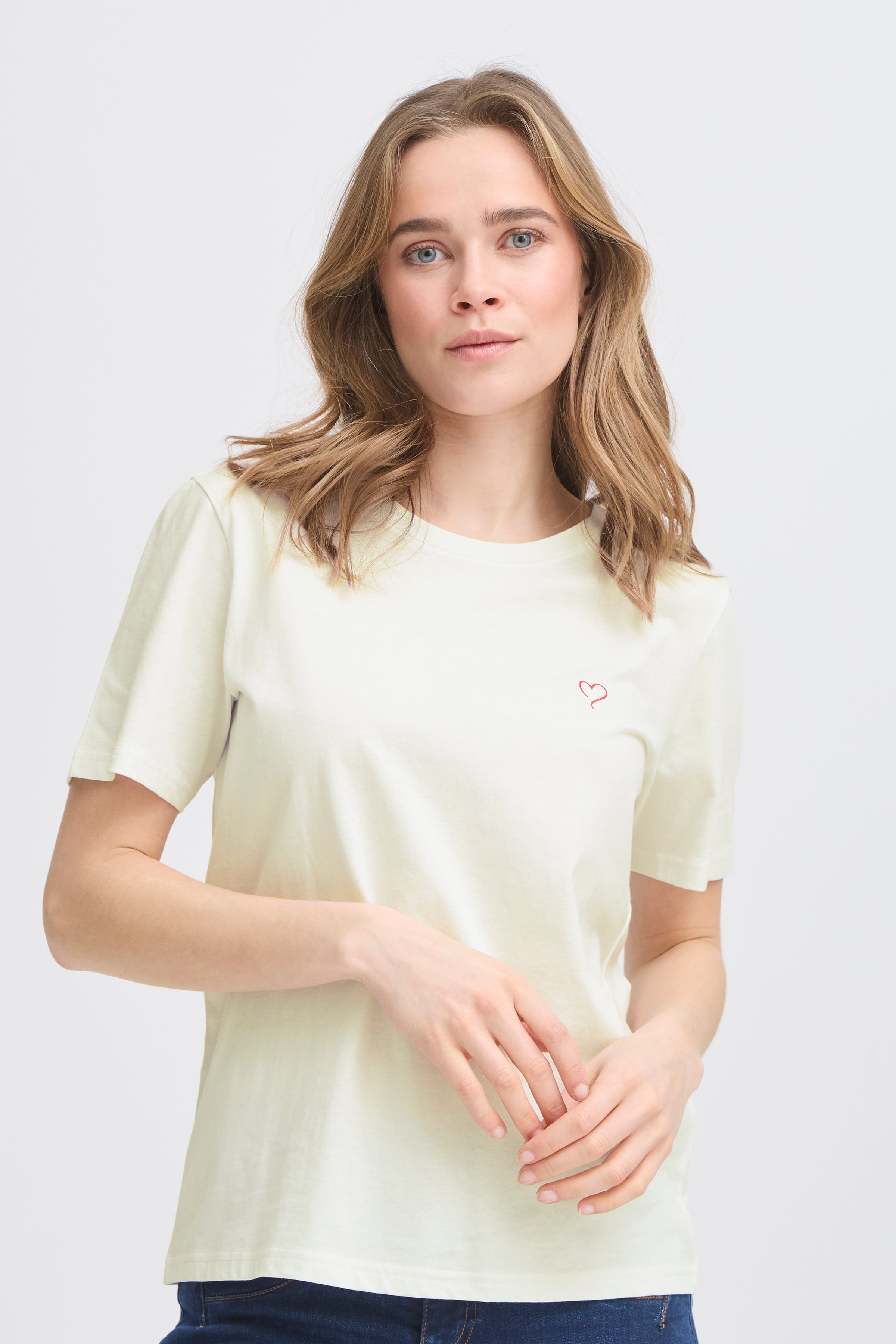 FRHEART T-shirt LOOKBOOK FRONT 20615873-201237