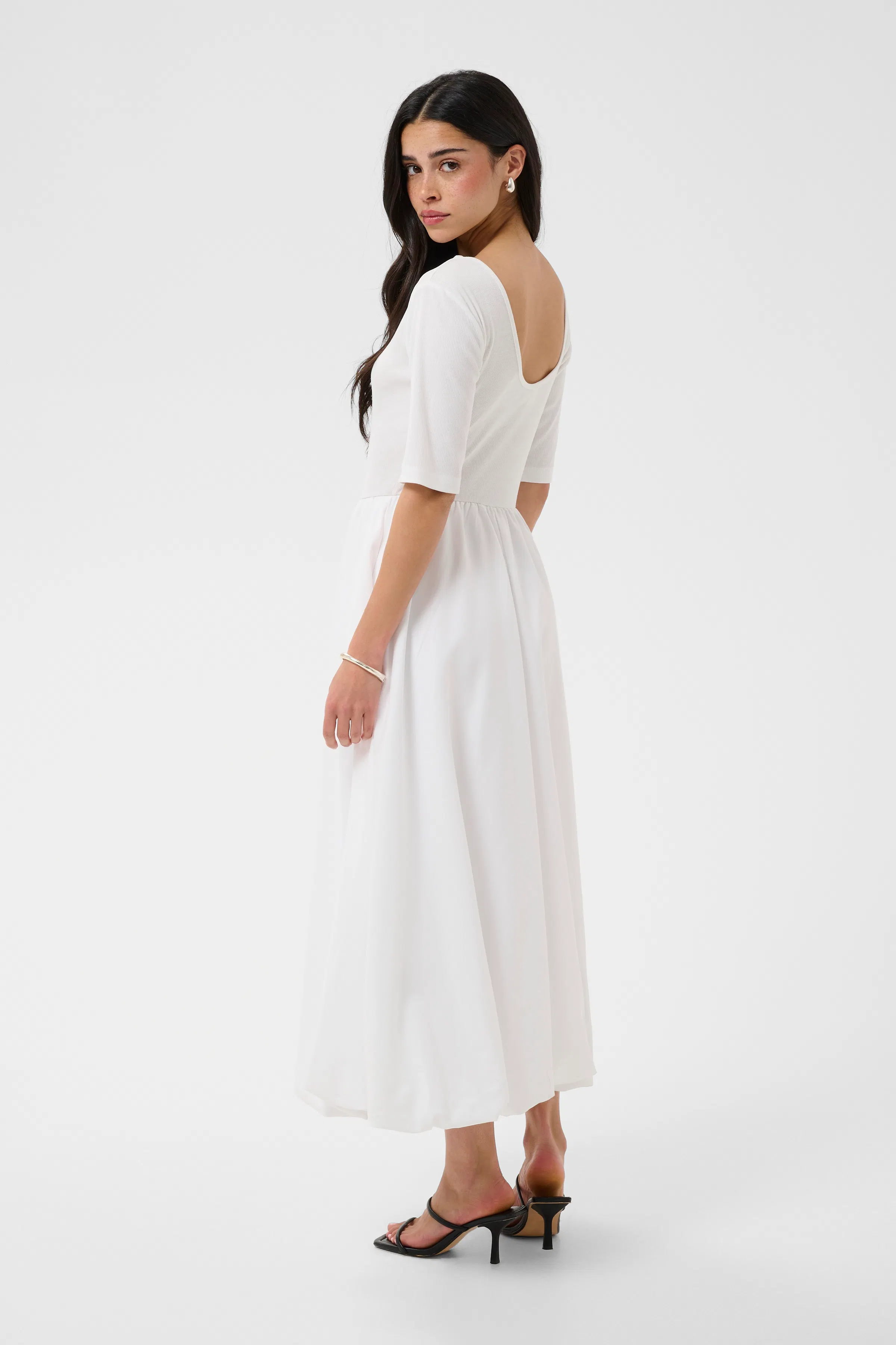 KAkirsten Kjole LOOKBOOK BACK 10511464-110601