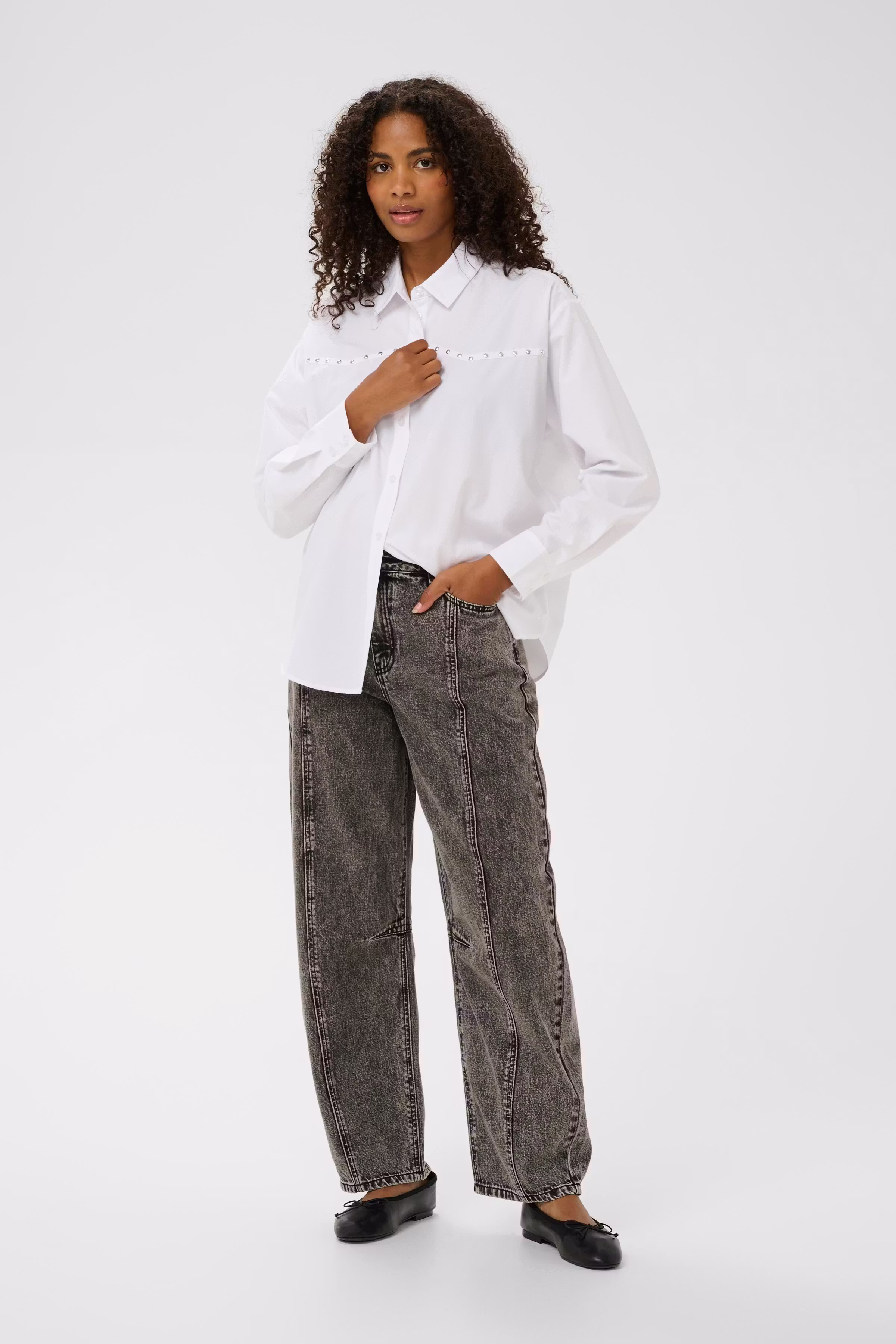 KAsanni Skjorta LOOKBOOK FRONT 10511286-110601