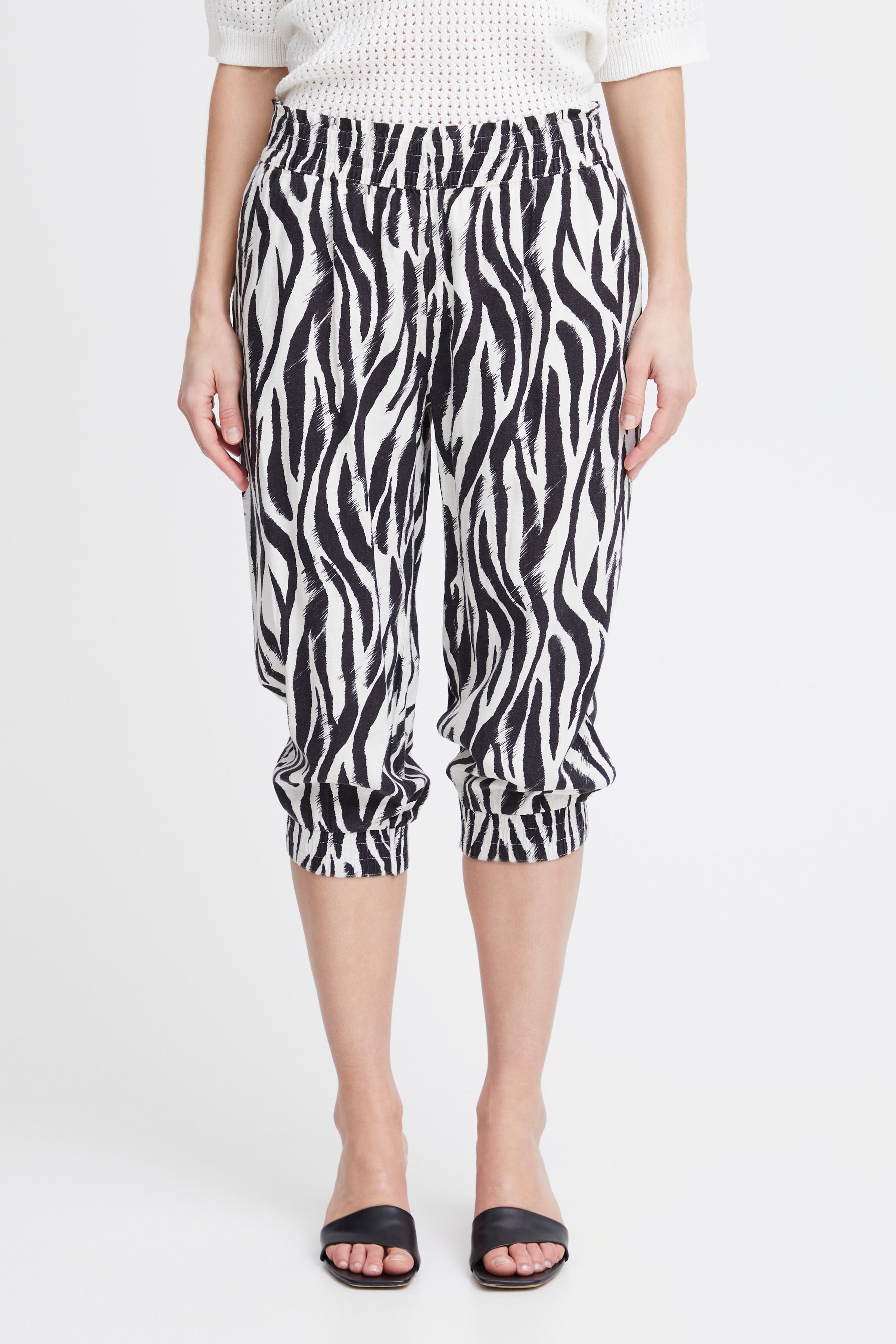 BYFALAKKA Trousers LOOKBOOK FRONT 20813372-202912