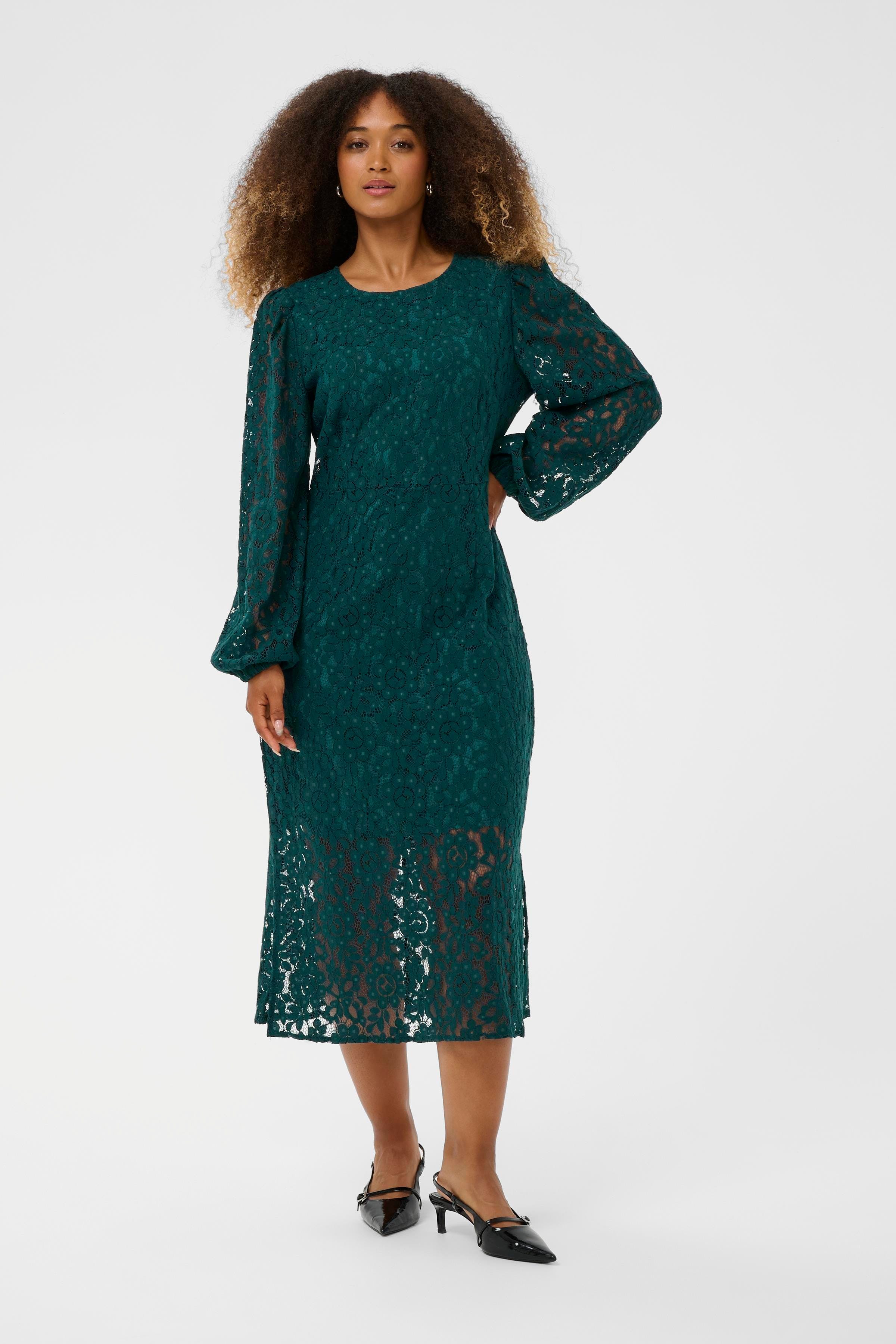 CREbana Kleid LOOKBOOK FRONT 10614055-195030