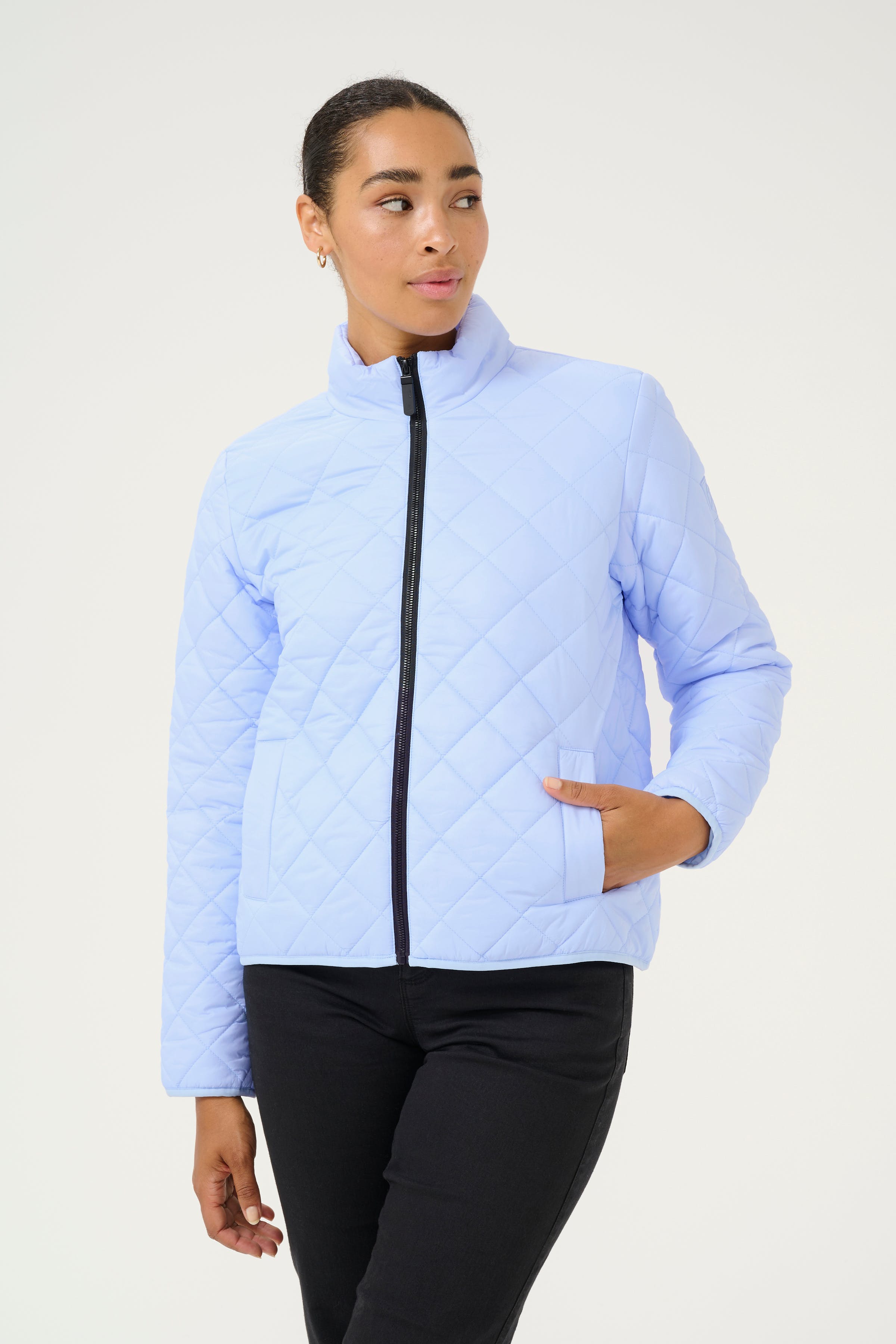 KAloreen Jas LOOKBOOK FRONT 10509468-154031