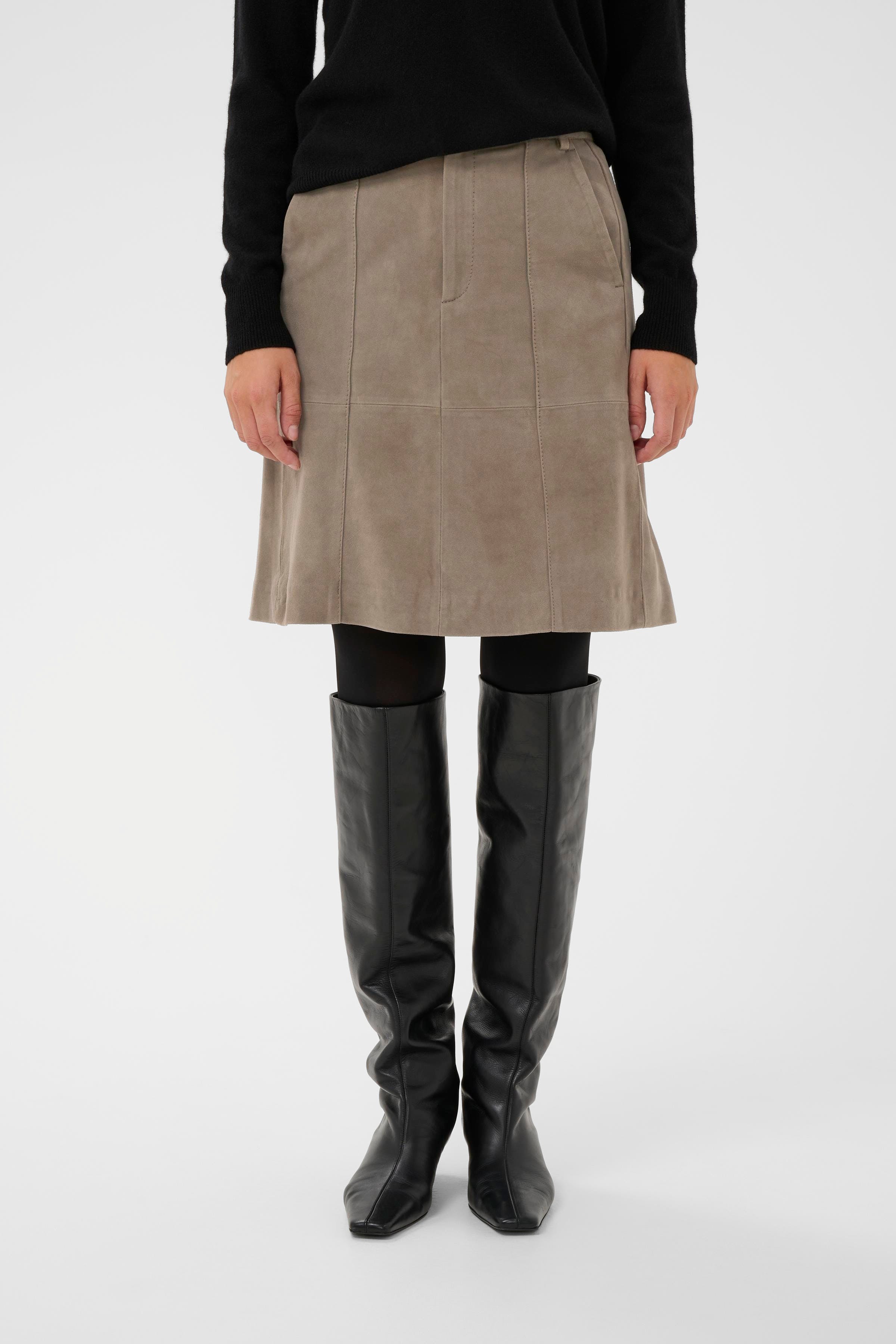 CARNIKAIW Kjol LOOKBOOK FRONT 30112264-181304