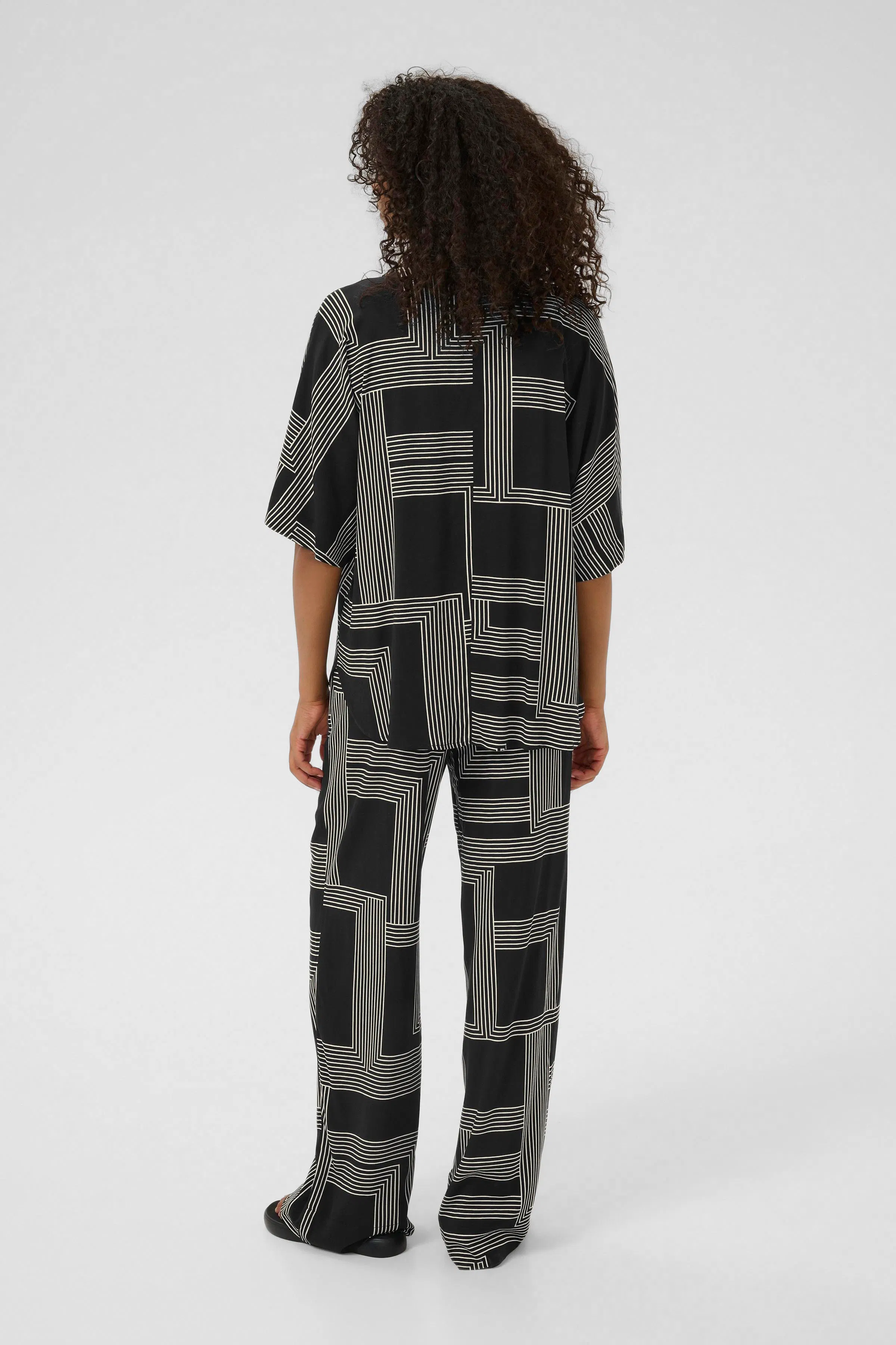 KAdonny Skjorte LOOKBOOK BACK 10510103-107704