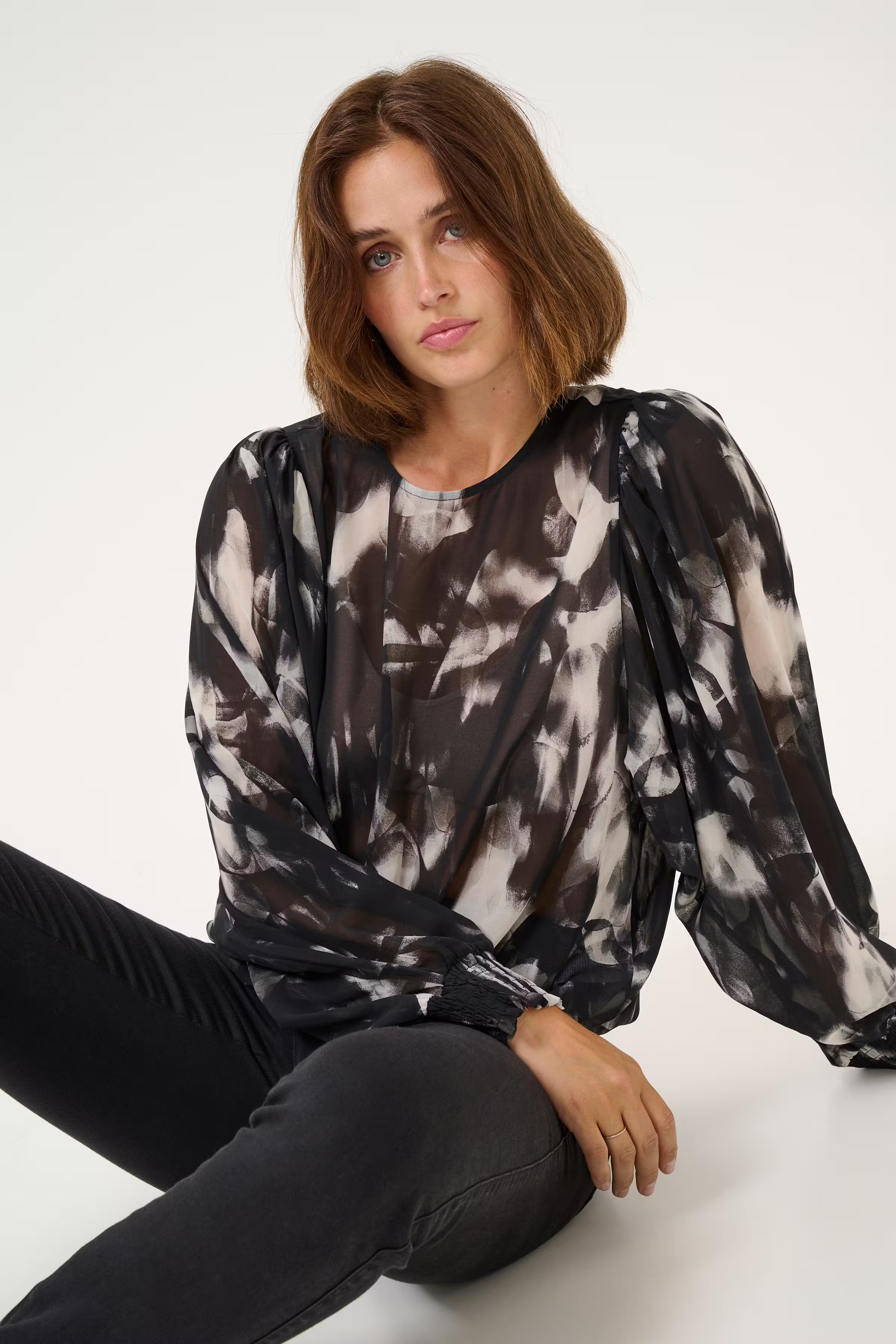 KAaska Blus LOOKBOOK DETAIL 10509238-106593
