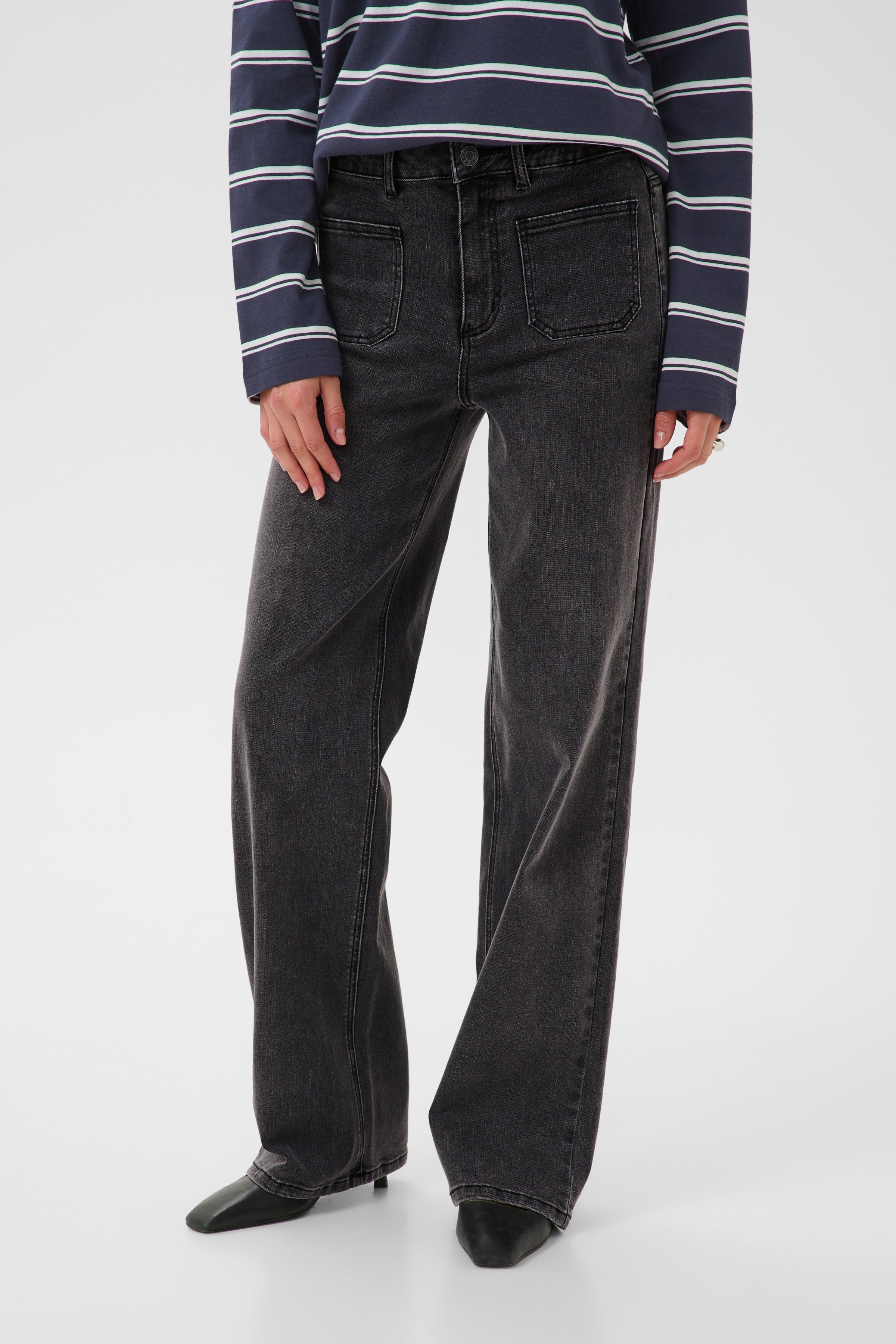 KAbrook Wide Jeans LOOKBOOK FRONT 10510722-108531