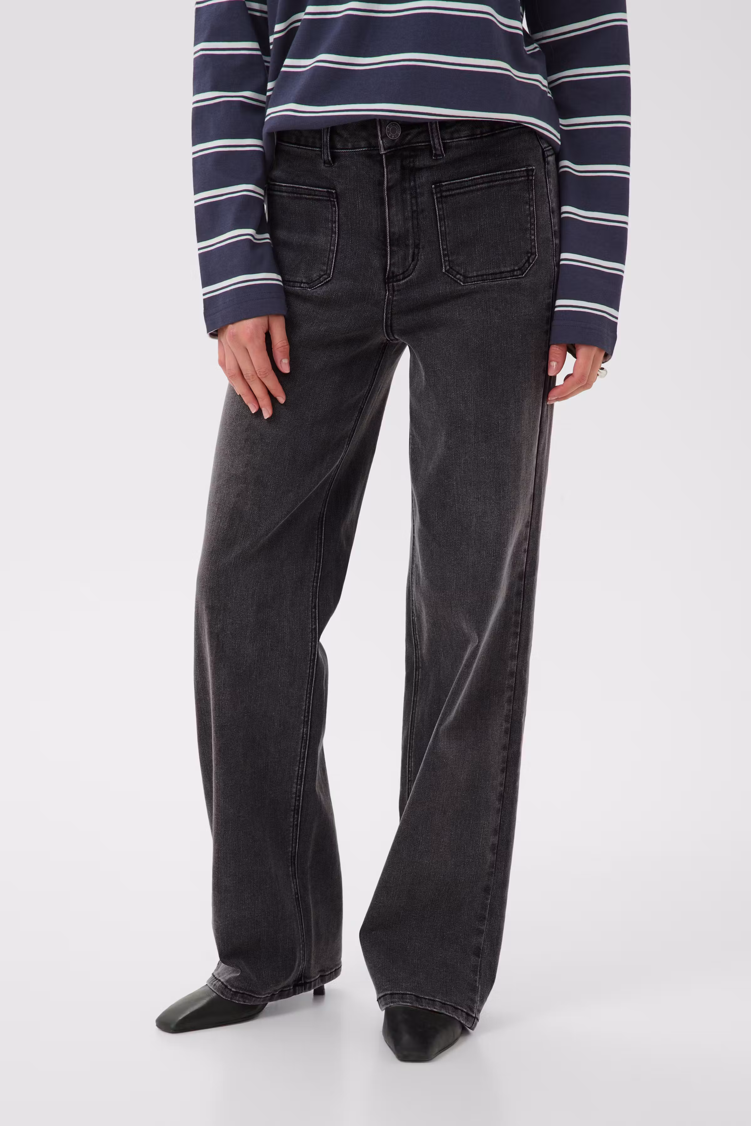 KAbrook Wide Jeans LOOKBOOK FRONT 10510722-108531