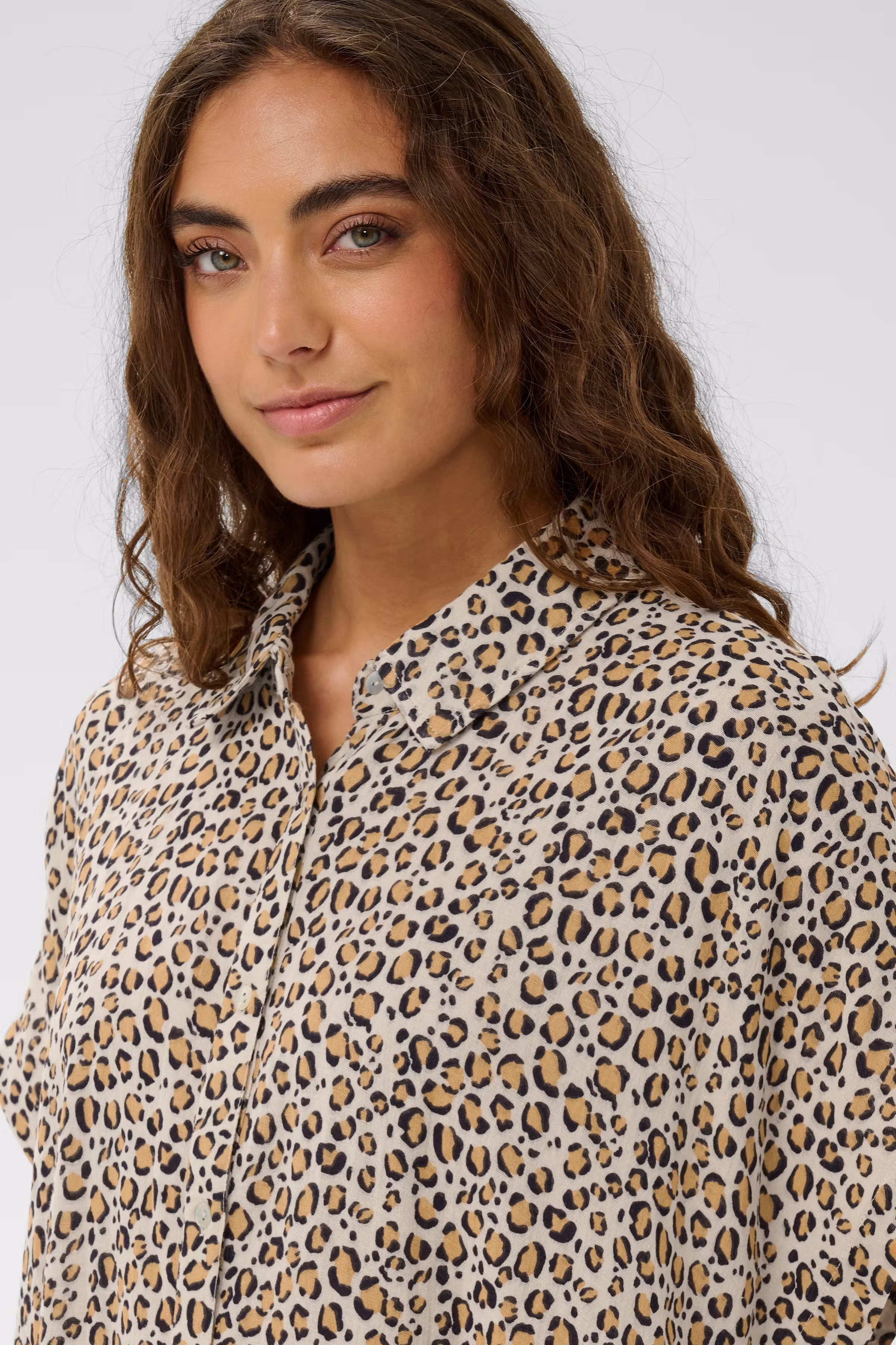 CUelina Leopardkjole LOOKBOOK DETAIL 50109576-109616