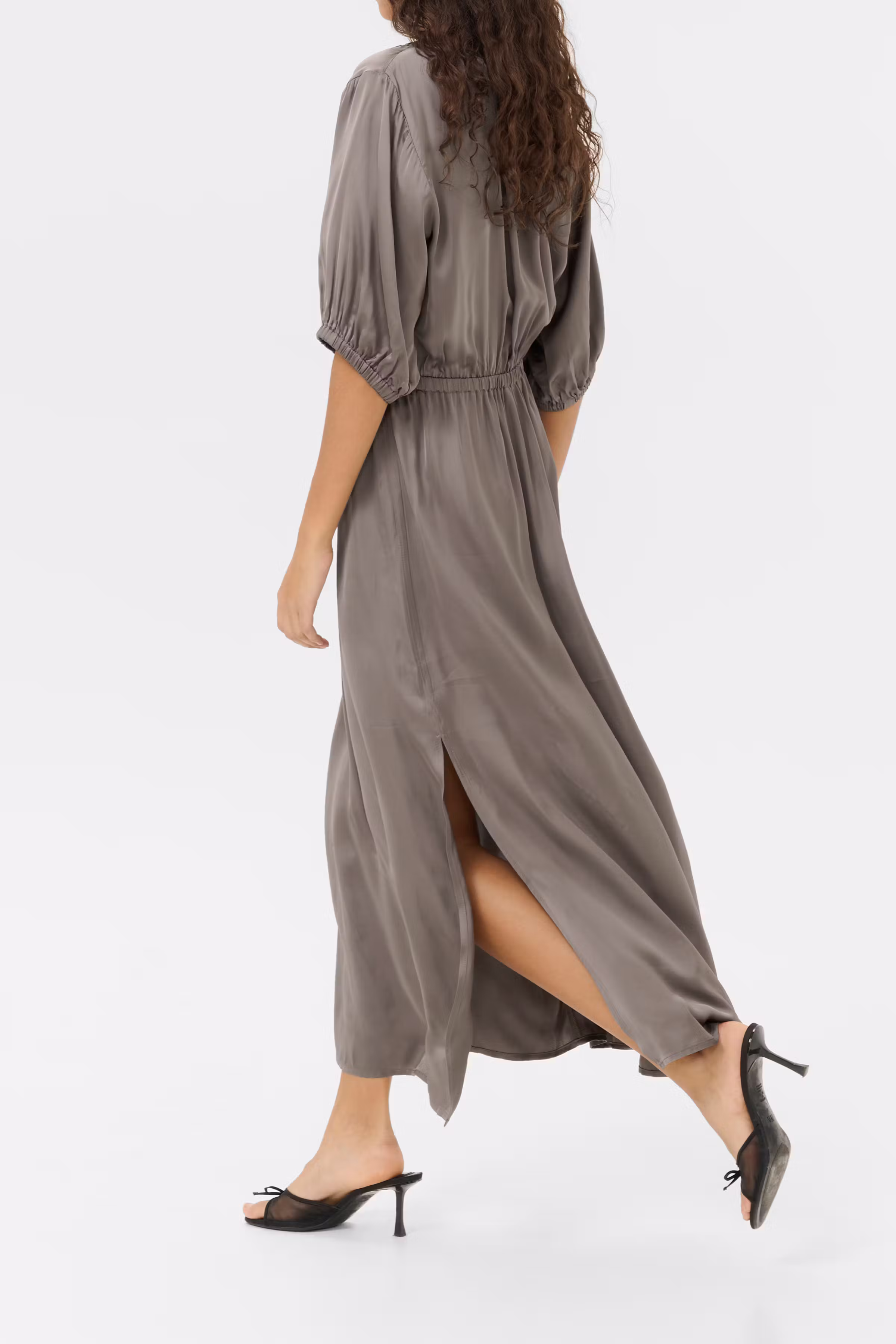 KBAmelia Kjole LOOKBOOK FRONT 10105555-181304