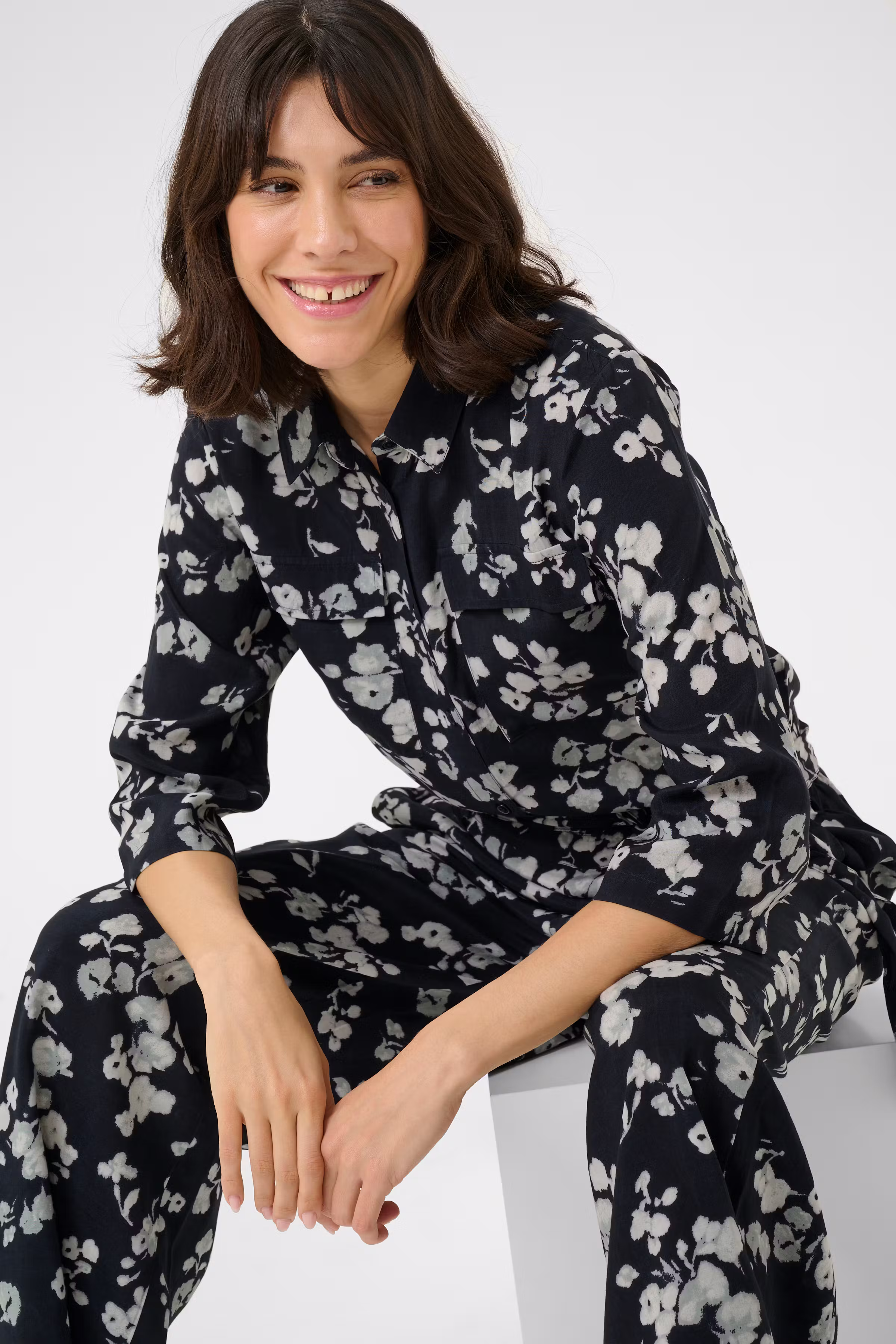 KApollie Jumpsuit LOOKBOOK DETAIL 10509533-106800