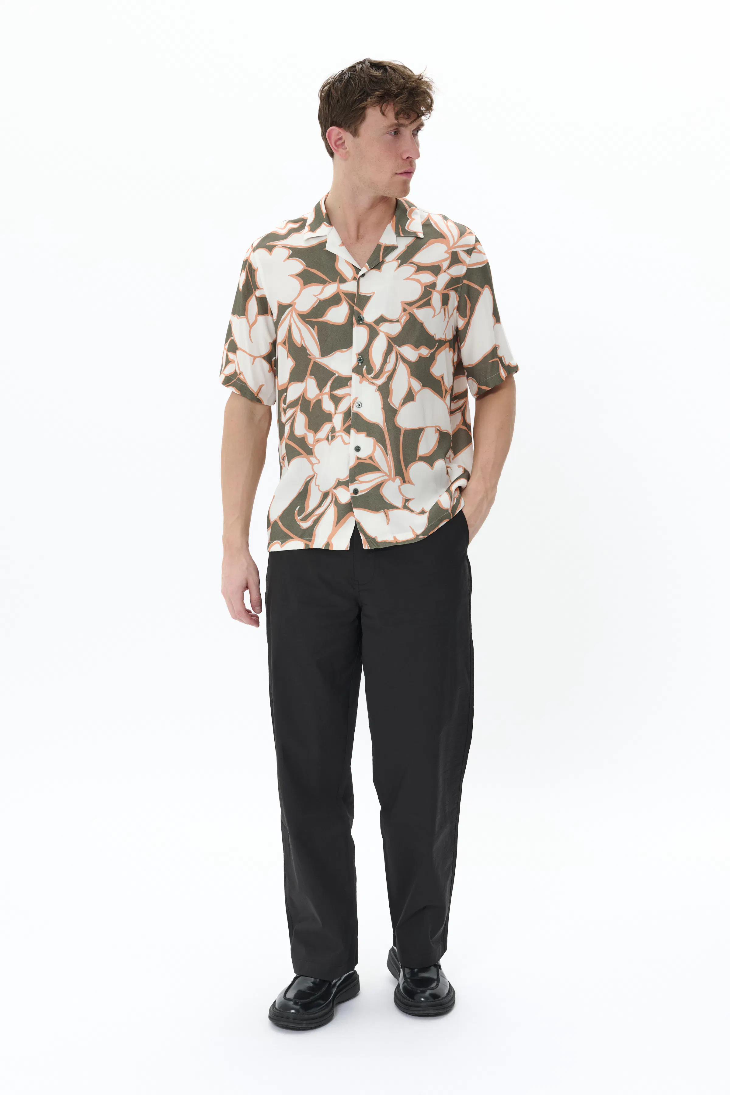 MAklampo Skjorte LOOKBOOK FRONT 30208082-180312