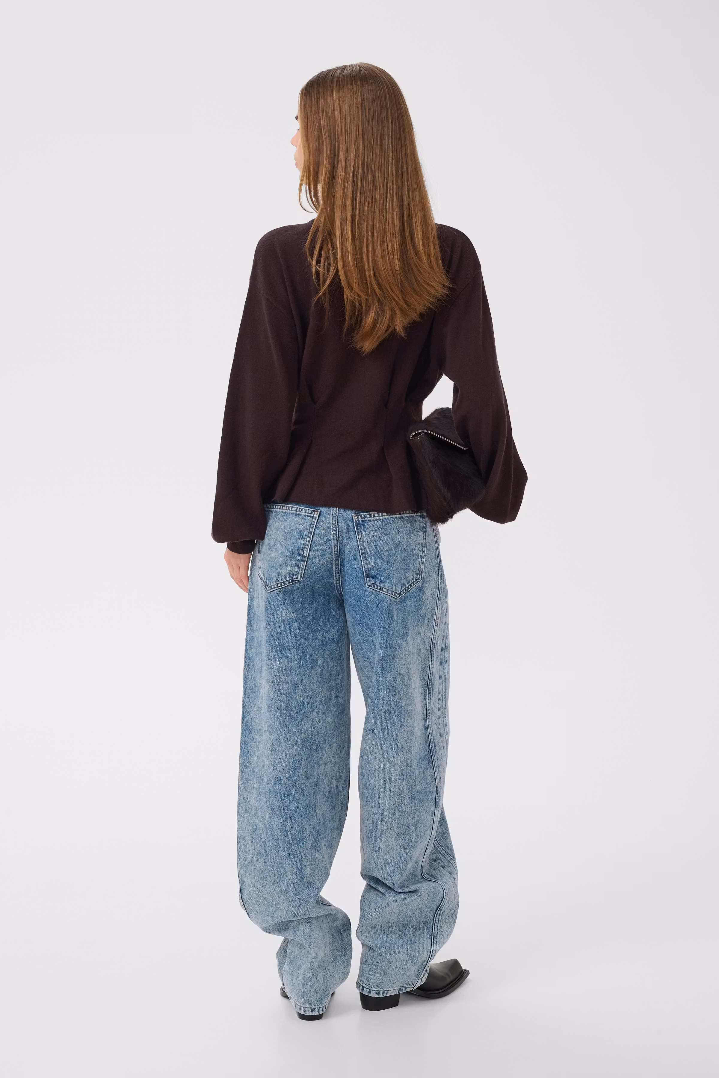 GZmawi Barrel jeans LOOKBOOK BACK 10911523-109868