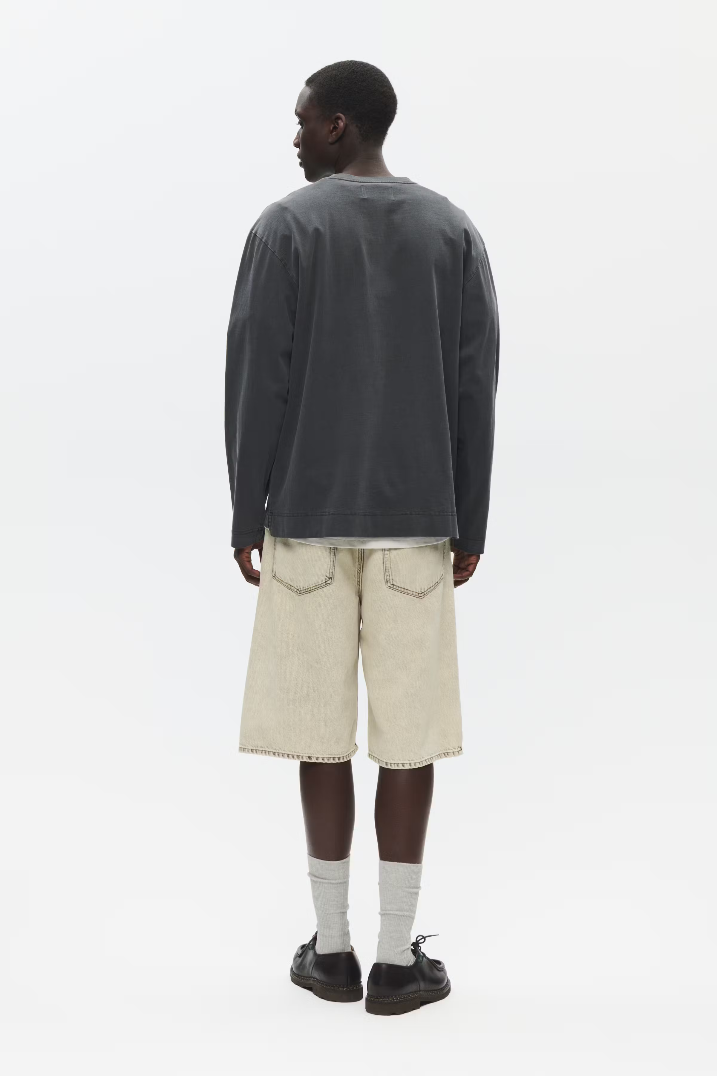 WWRyan LOOKBOOK BACK 30252090-304420