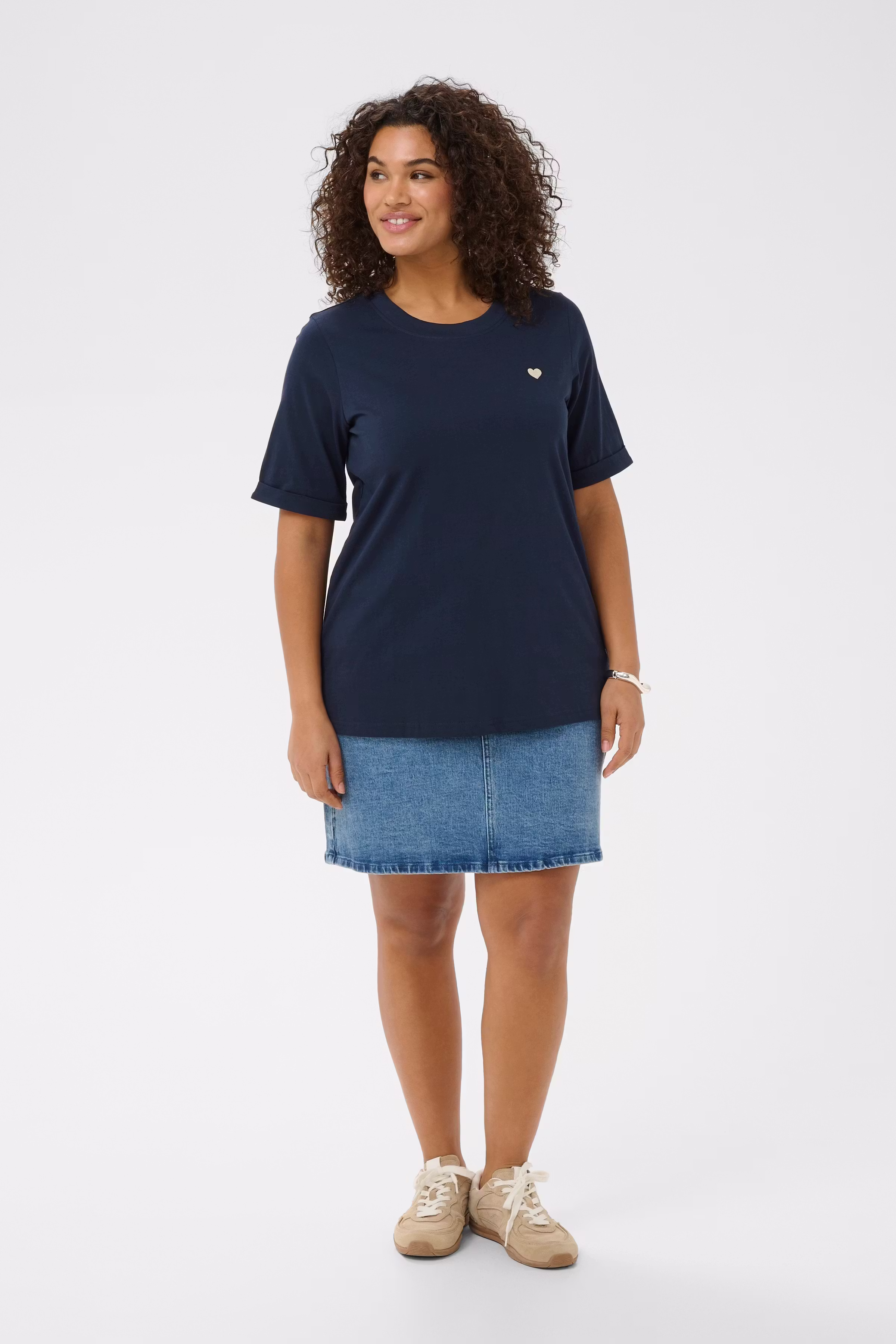 KCart T-shirt LOOKBOOK FRONT 10583546-109423