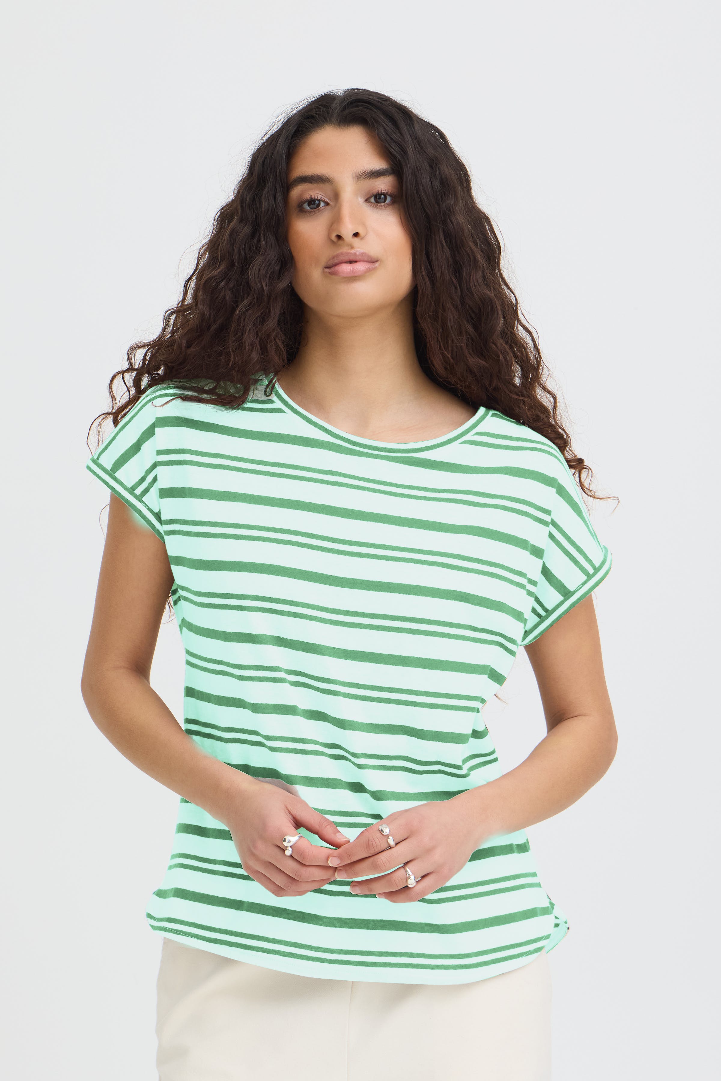 IHYULIETTA T-shirt LOOKBOOK FRONT 20122855-900005379