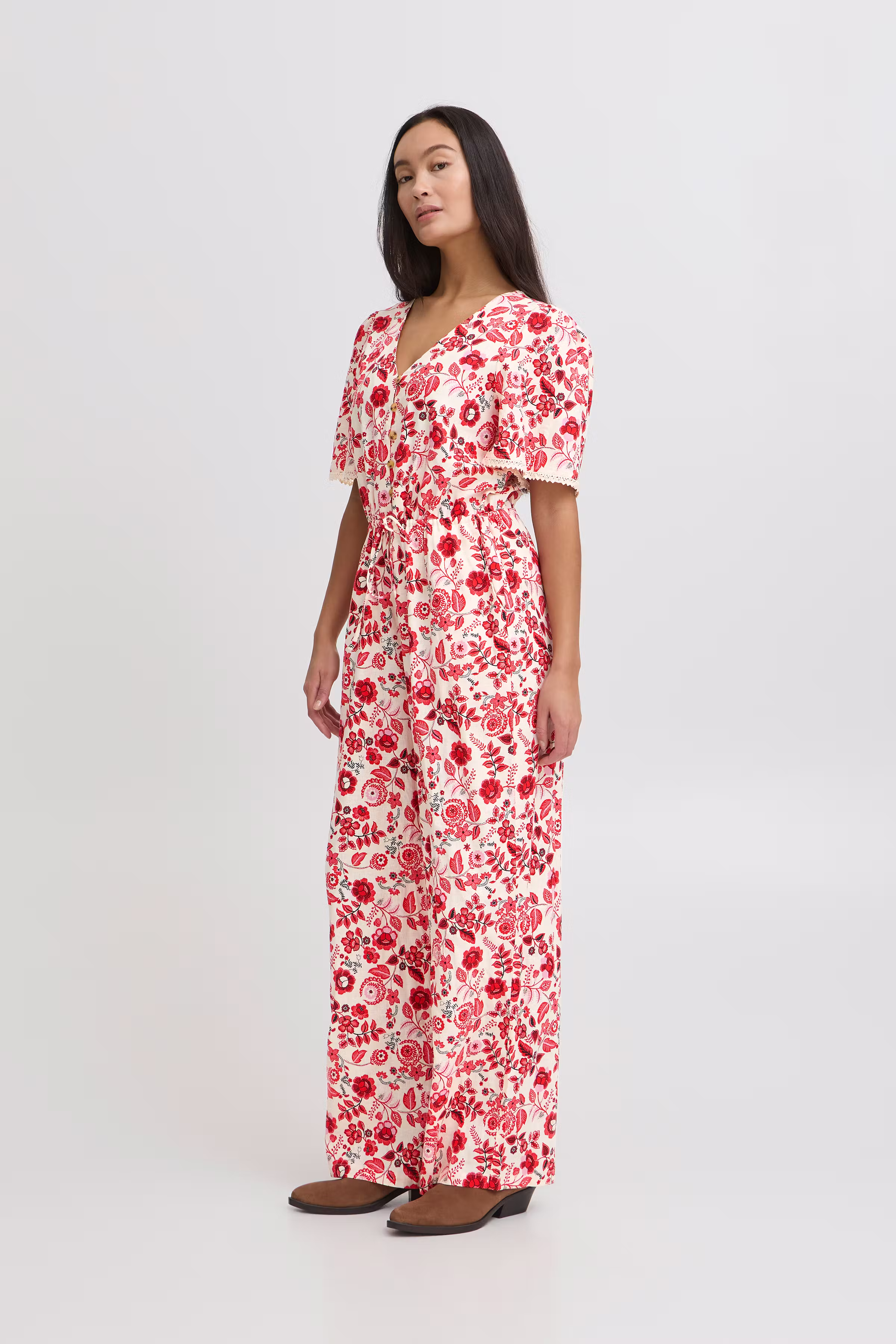 IRANNA Jumpsuit LOOKBOOK FRONT 20122620-130905