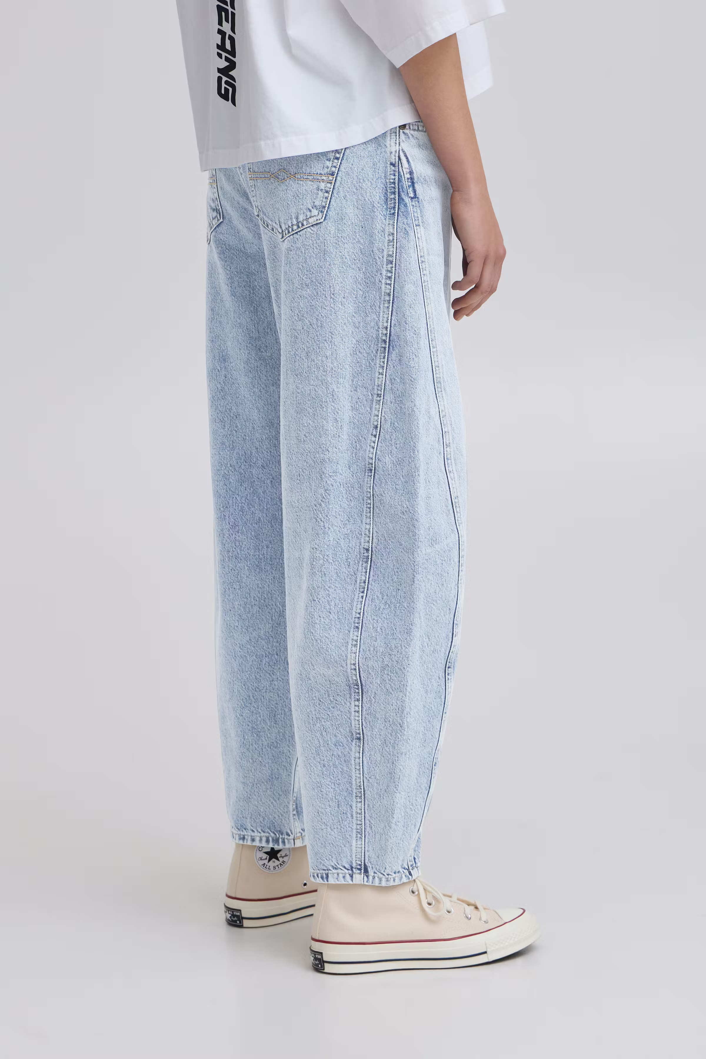 BACAVI  Curved Jeans LOOKBOOK BACK 50405101-204625