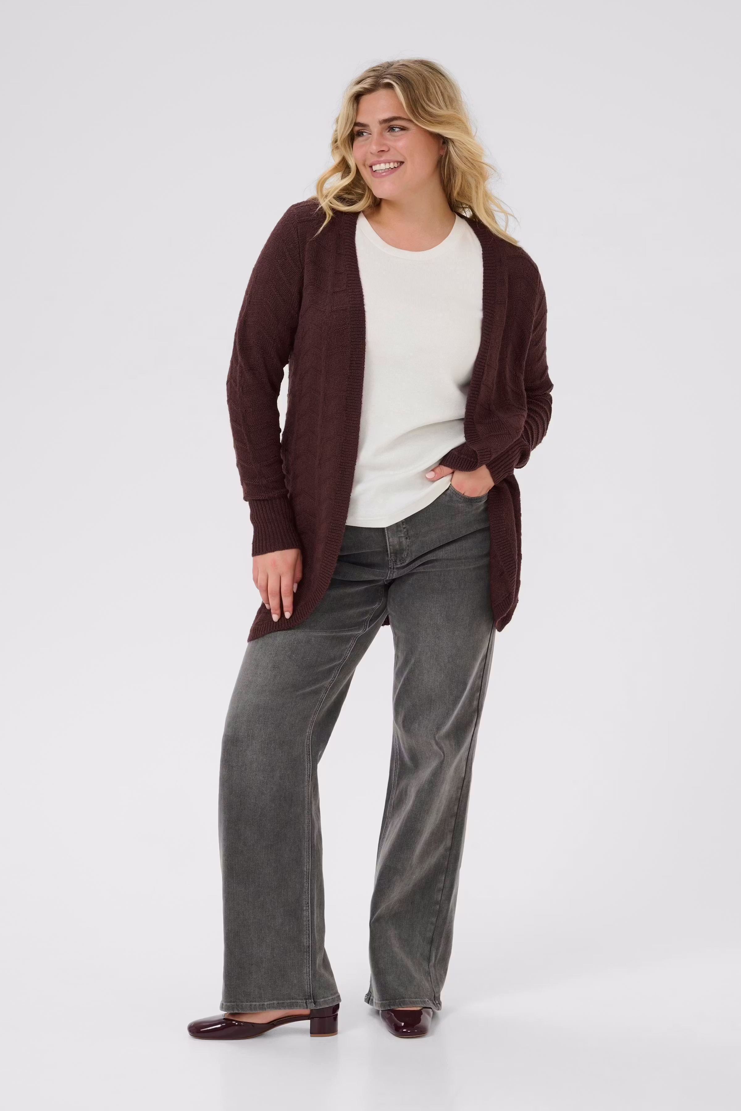 KCemana Cardigan LOOKBOOK FRONT 10580781-191619