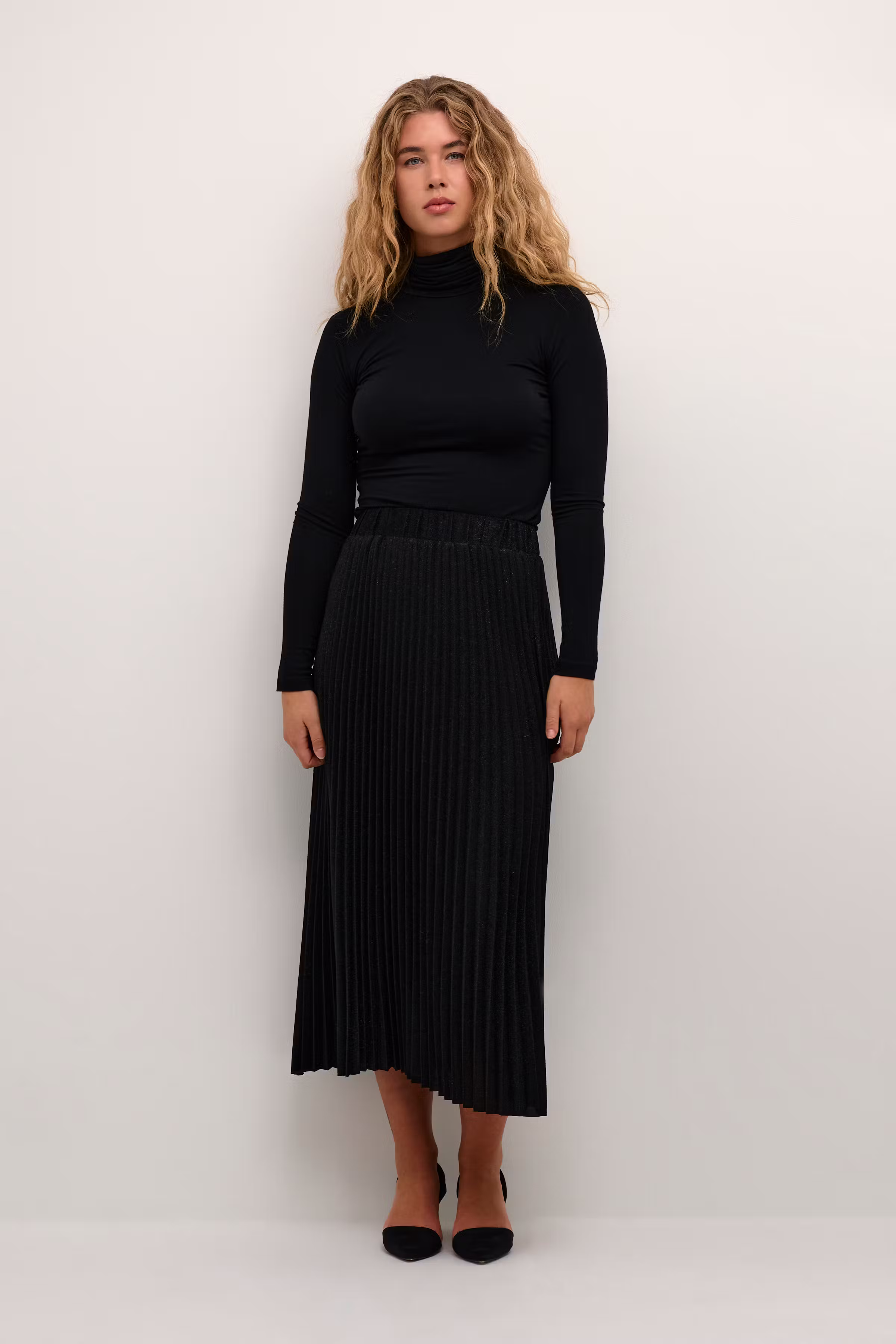 KAlinda Skjørt LOOKBOOK FRONT 10507062-100882