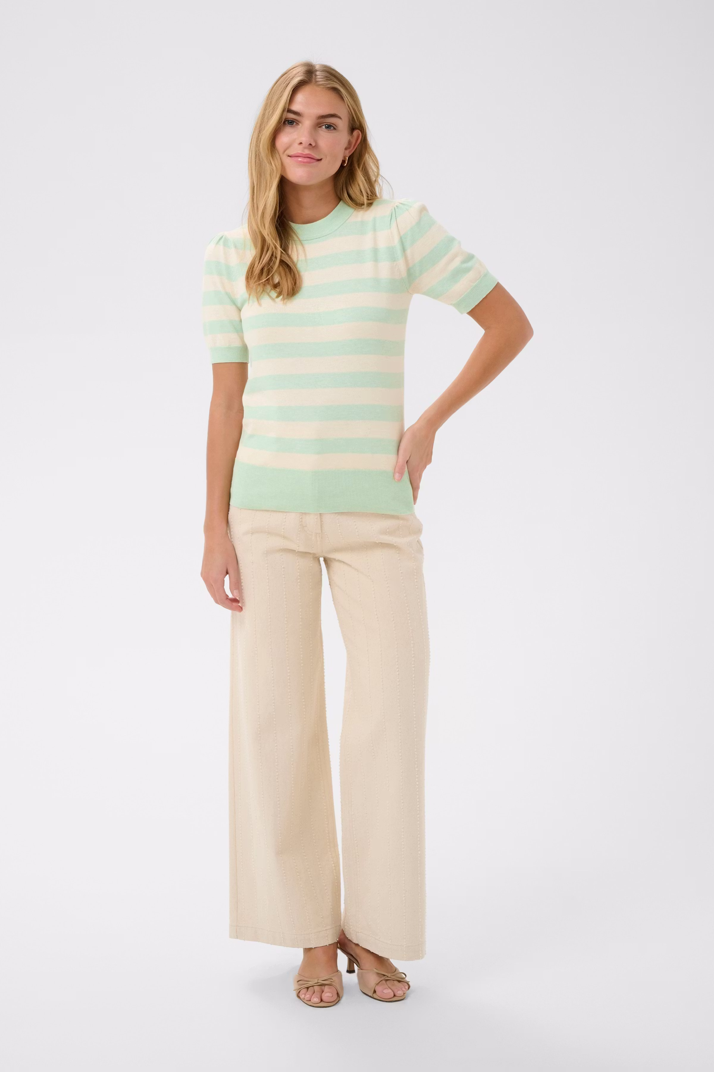 MilaSZ Pullover LOOKBOOK FRONT 30513931-304881