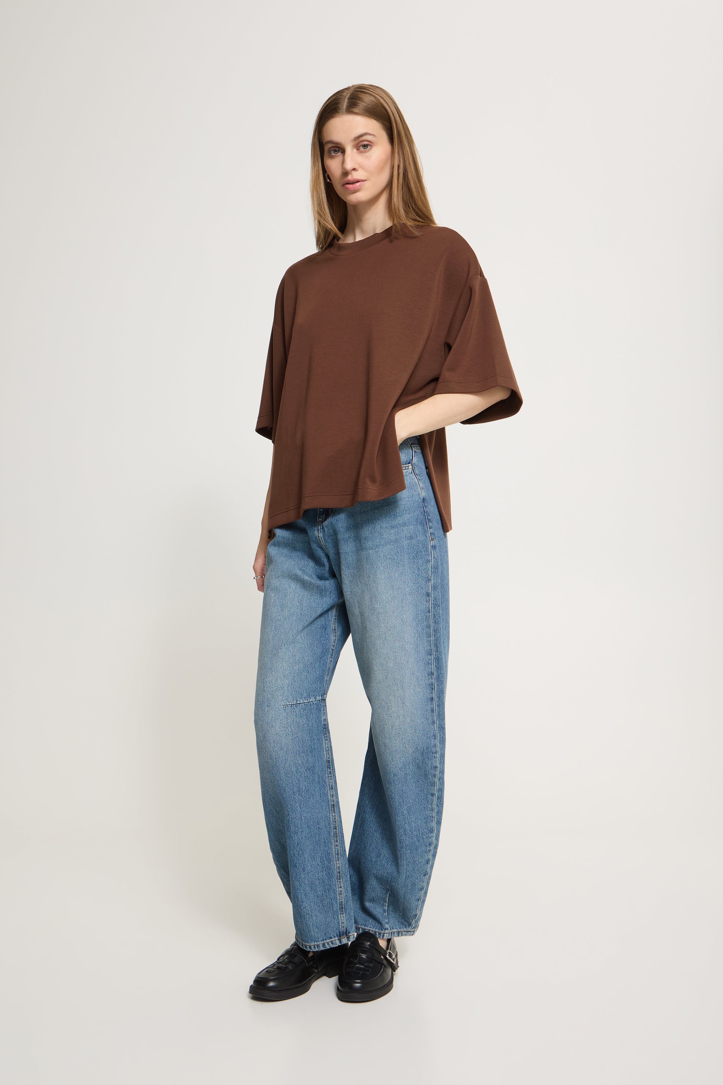 IHNAIDA T-shirt LOOKBOOK FRONT 20126133-191419