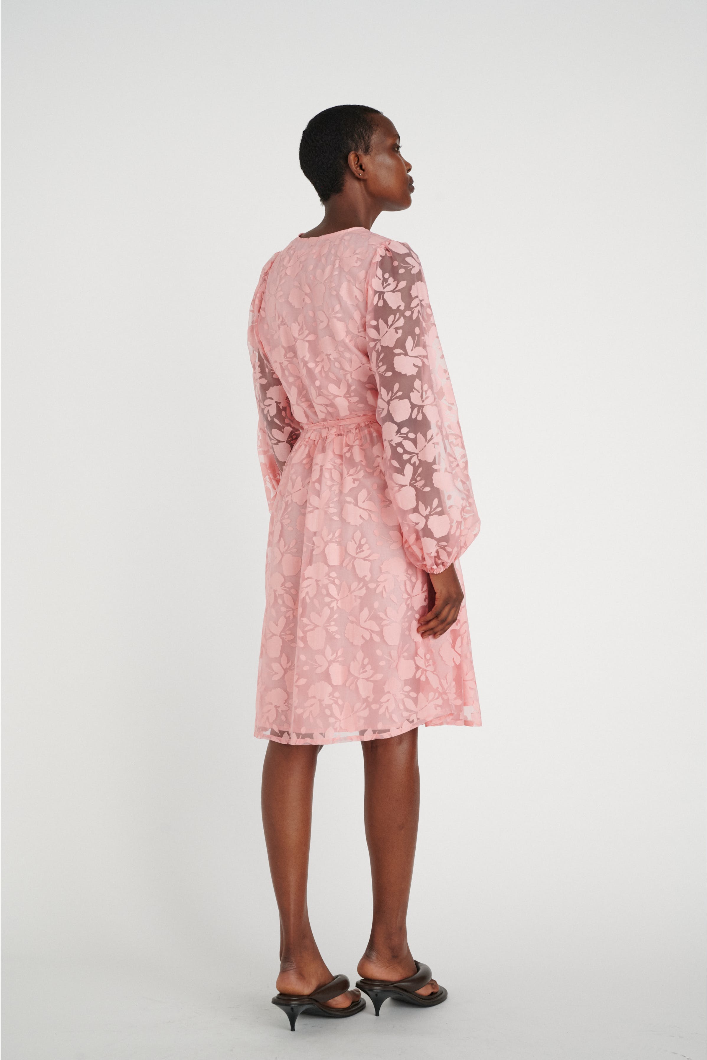 MaciaIW Jurk LOOKBOOK BACK 30107061-151717