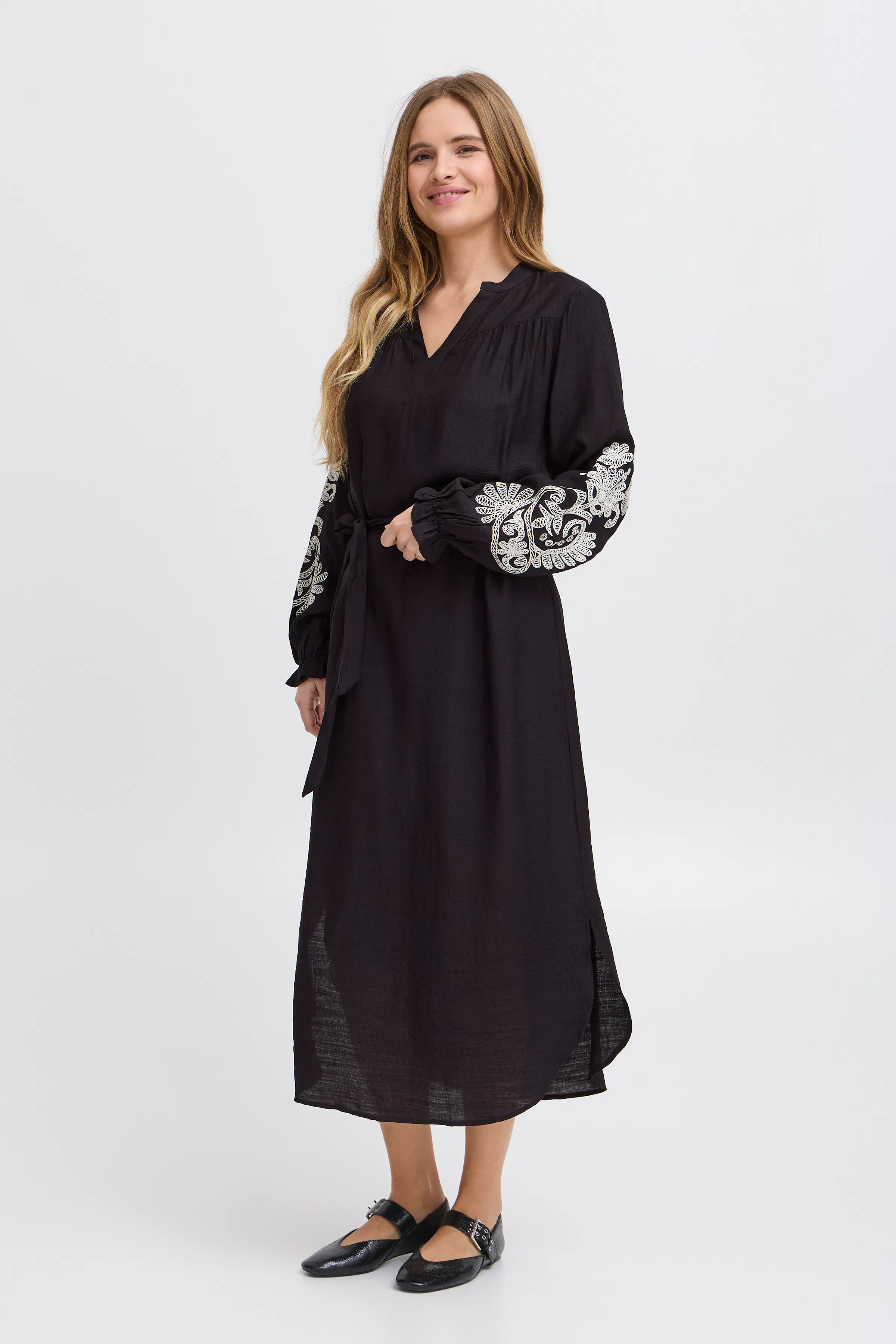 PZROSELIN Klänning LOOKBOOK FRONT 50208737-193911