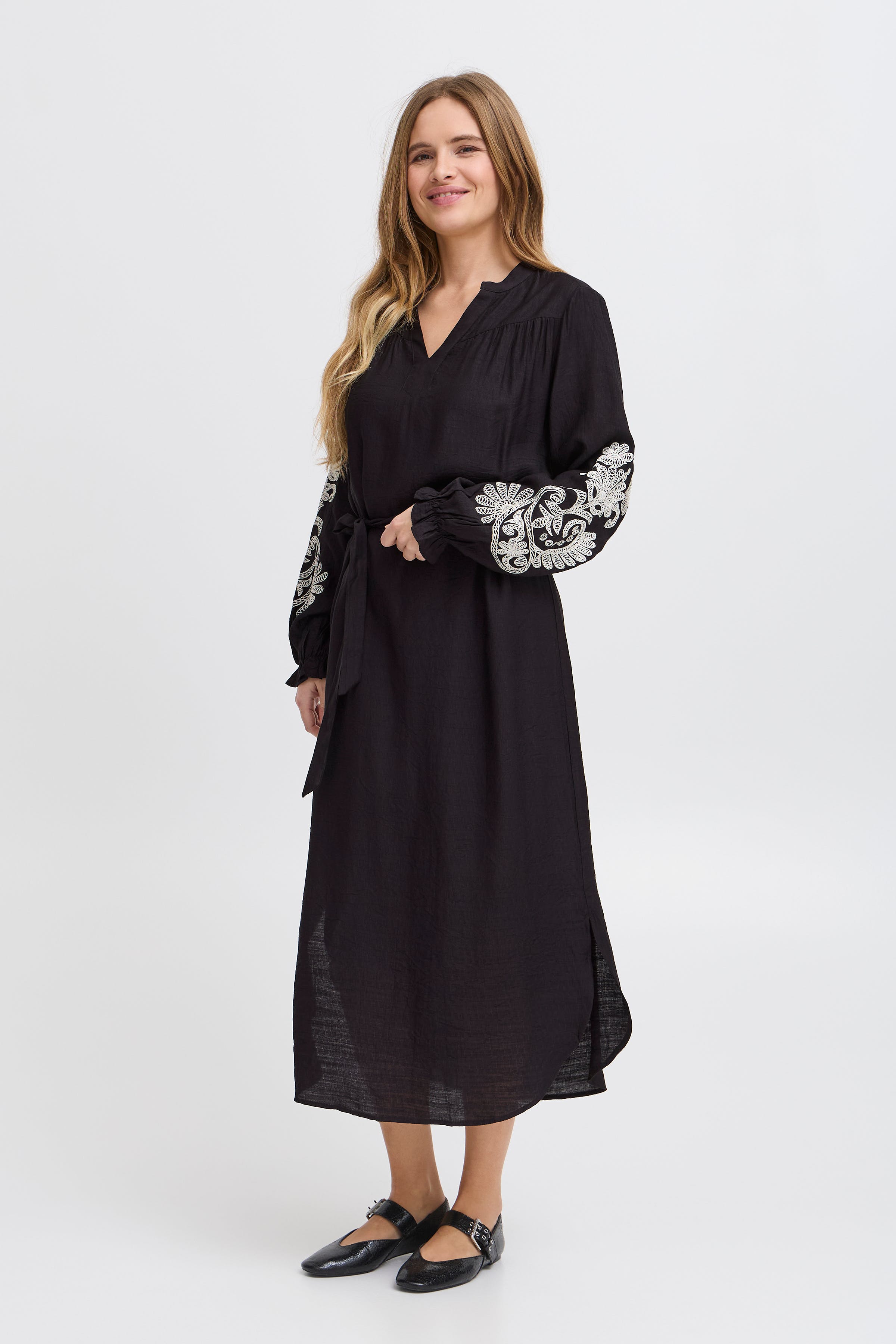 PZROSELIN Klänning LOOKBOOK FRONT 50208737-193911