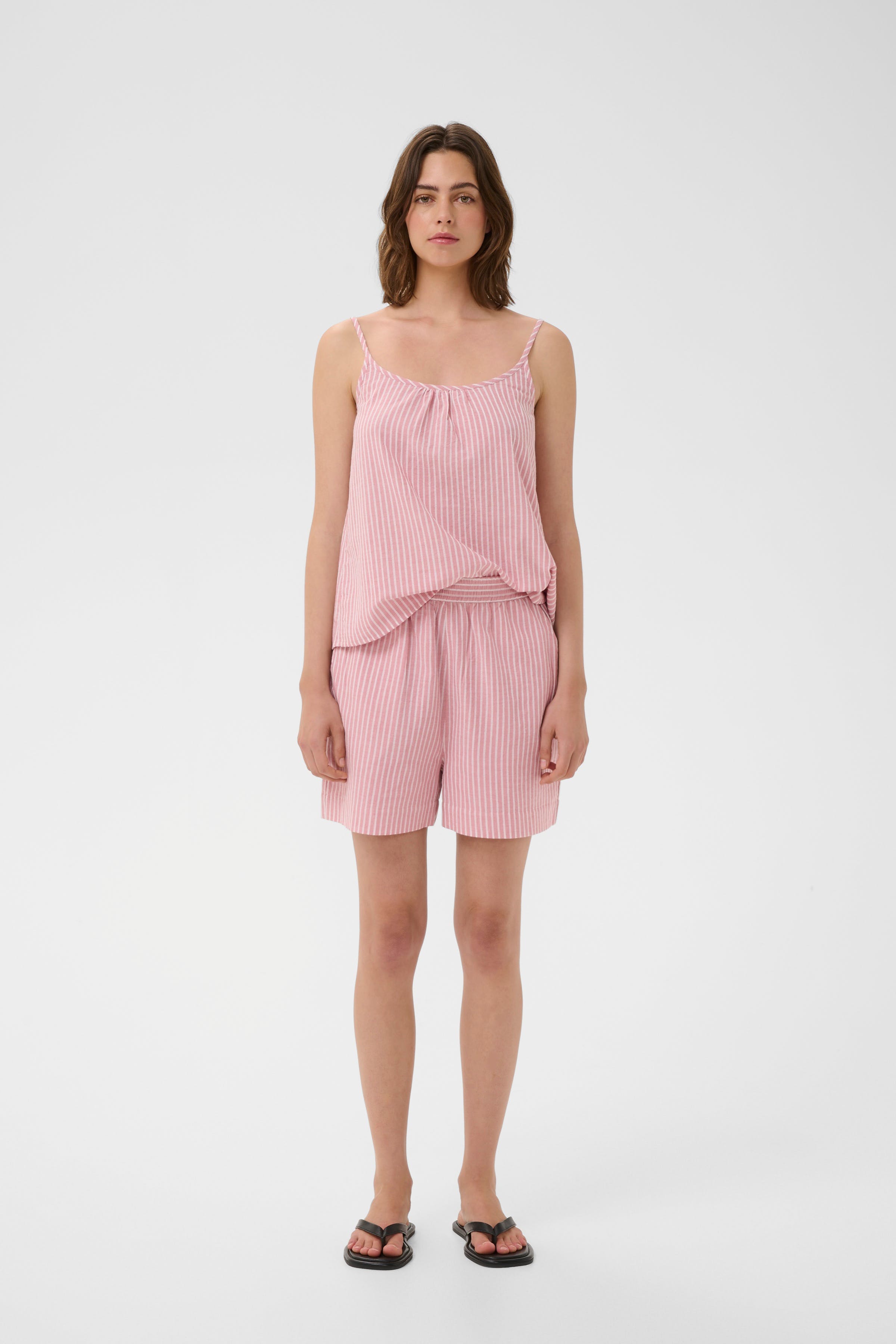 BillyIW Shorts LOOKBOOK FRONT 30111271-305434